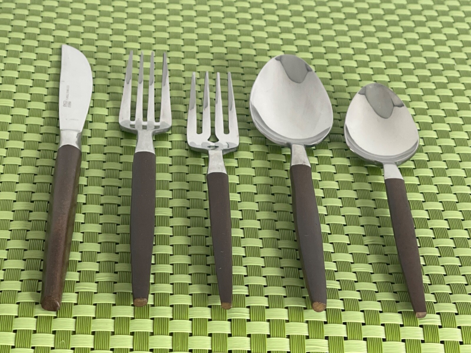 Ekco CANOE MUFFIN Stainless Synthetic Wood Handle MCM Flatware SMART CHOICE B3G