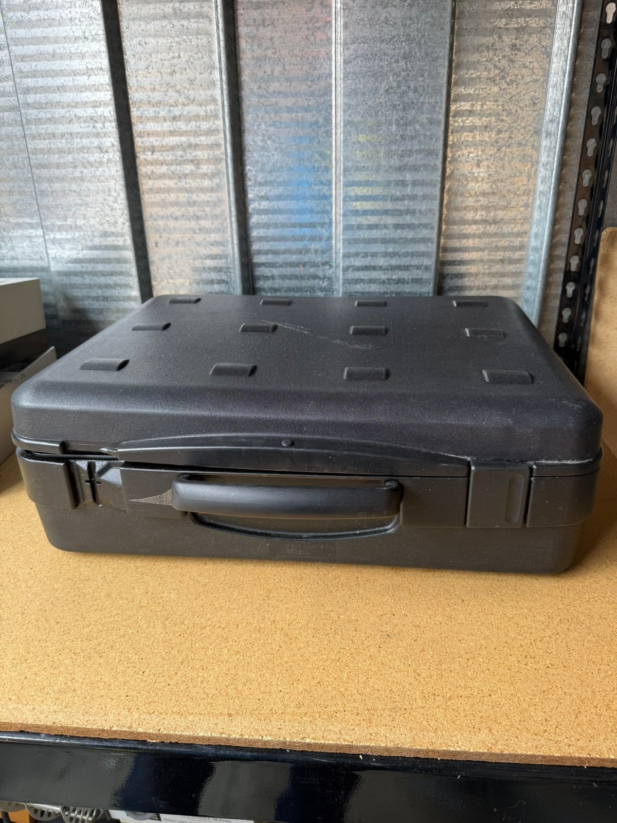 Andor Scientific CCD Camera Imaging Module w/ Case & Cables Laboratory Equipment