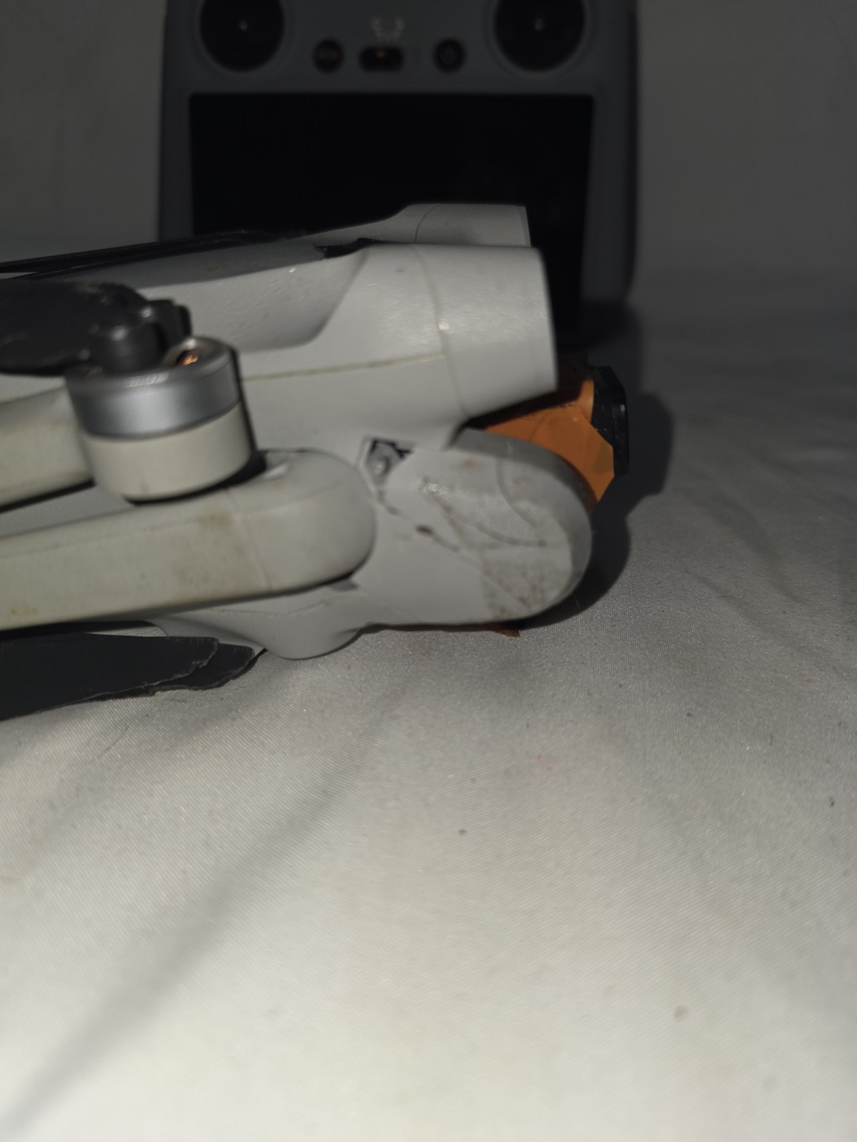 DJI Mini 3 Drone w/ Controller & Case – Video & Zoom Powers On-Gimbals Broken