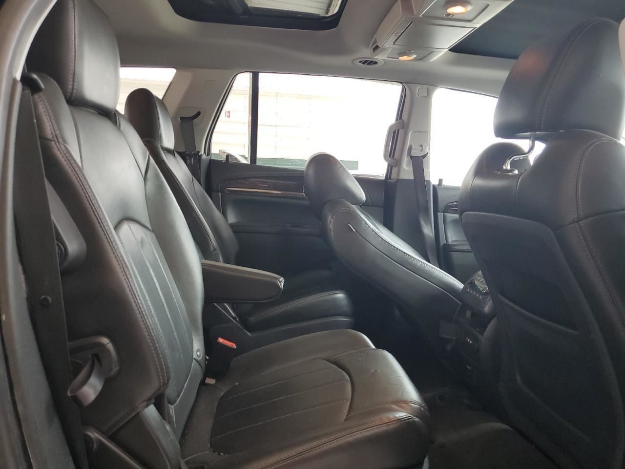 ENCLAVE 2016 Glove Box 4730499