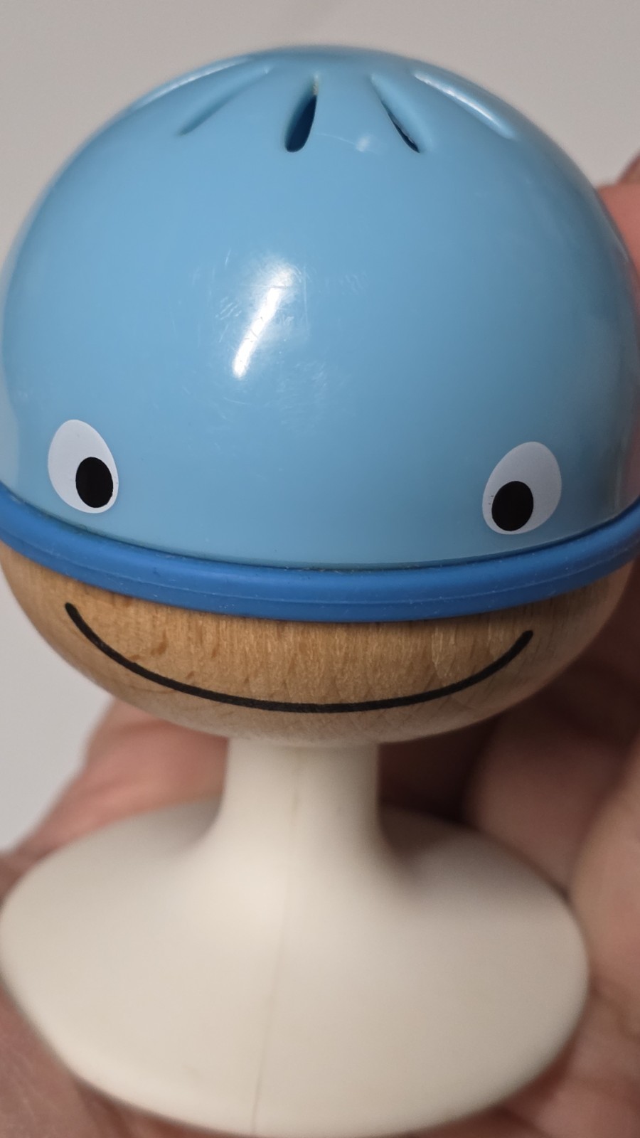 1 Suction Toys And 1 Small Toys
