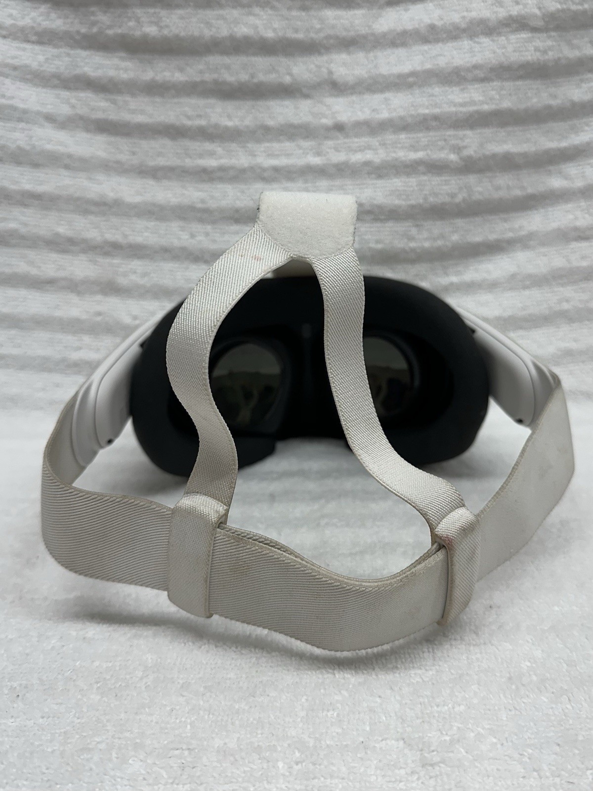 Meta Quest 3 (512GB) VR HEADSET Batman Arkham **Headest Only**