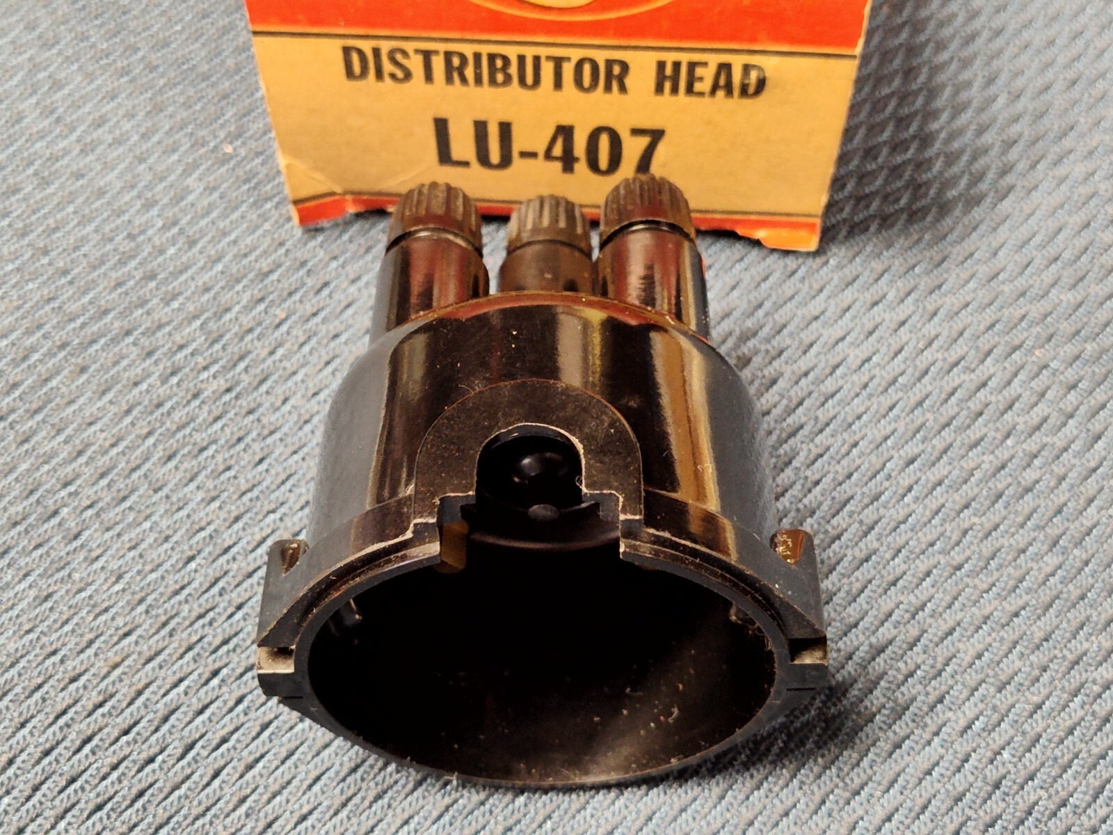 Distributor Cap Standard LU407 appl from 1951-76