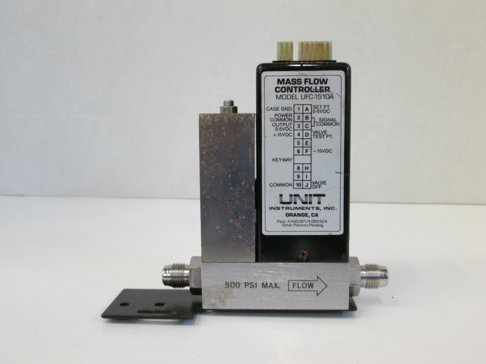 Unit UFC-1510A Mass Flow Controller MFC, H2, 15 SLM, 1/4" Male