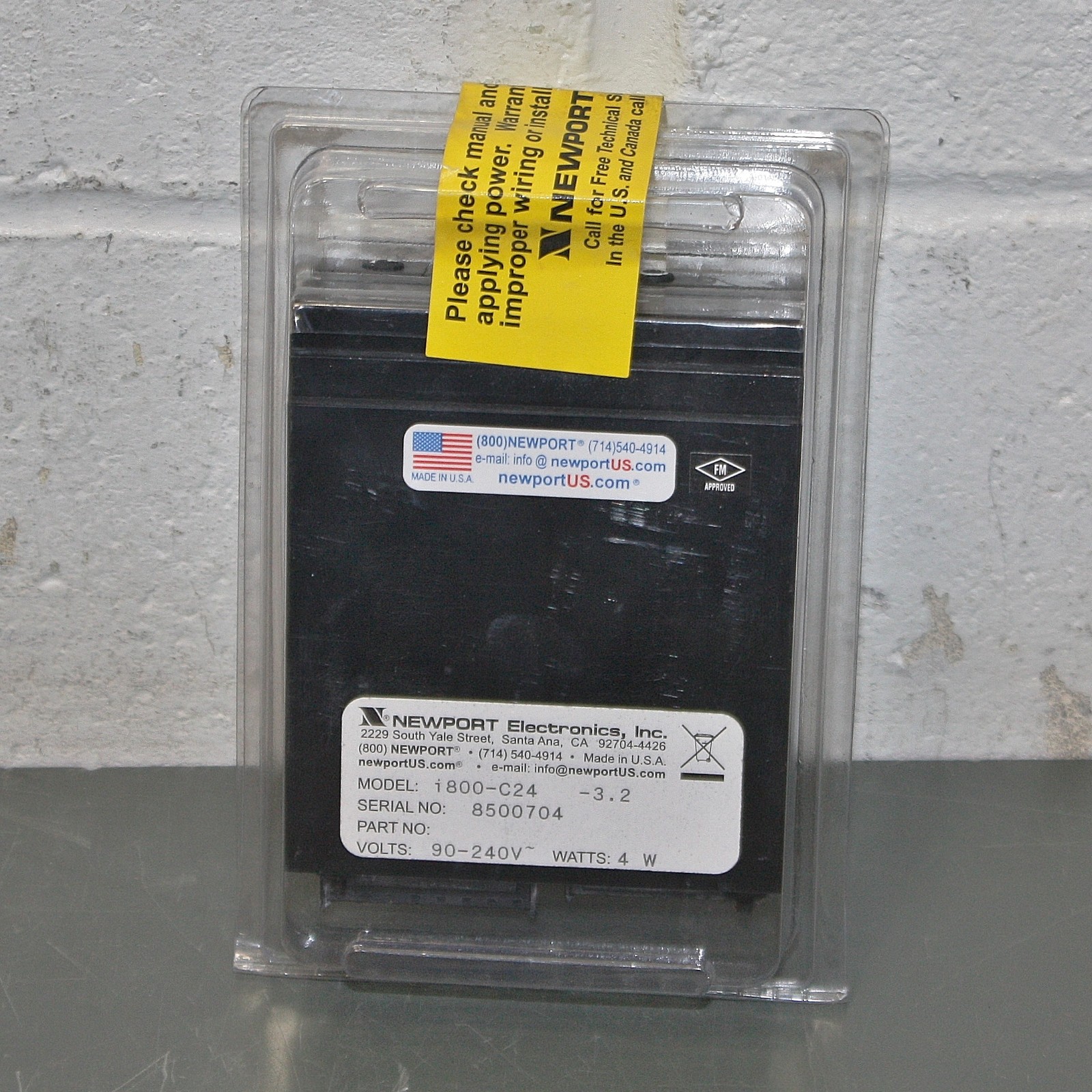 Newport Process Meter i800-C24, No Output, RS-232 & RS-485/422 300 - 19.2 K Baud