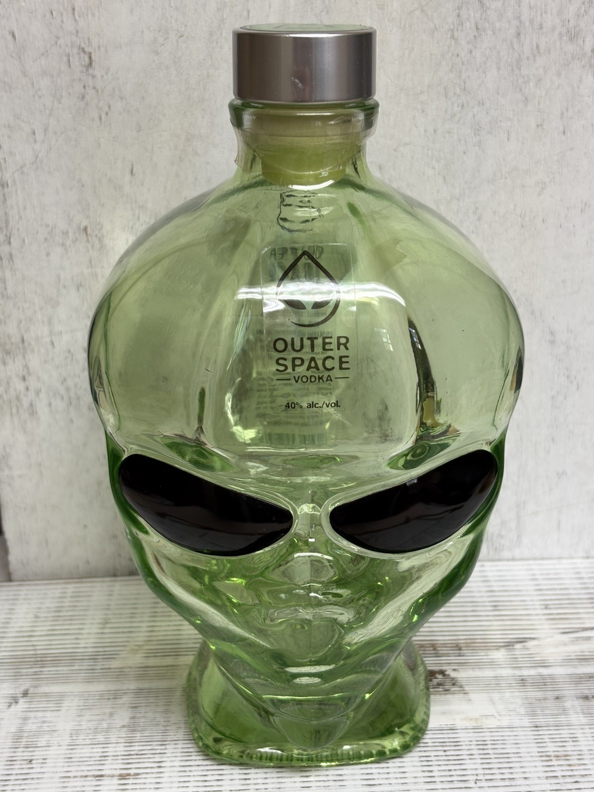 Outer Space Vodka ALIEN Head Green Glass EMPTY Bottle 750 ml. 7.5" Decanter COOL