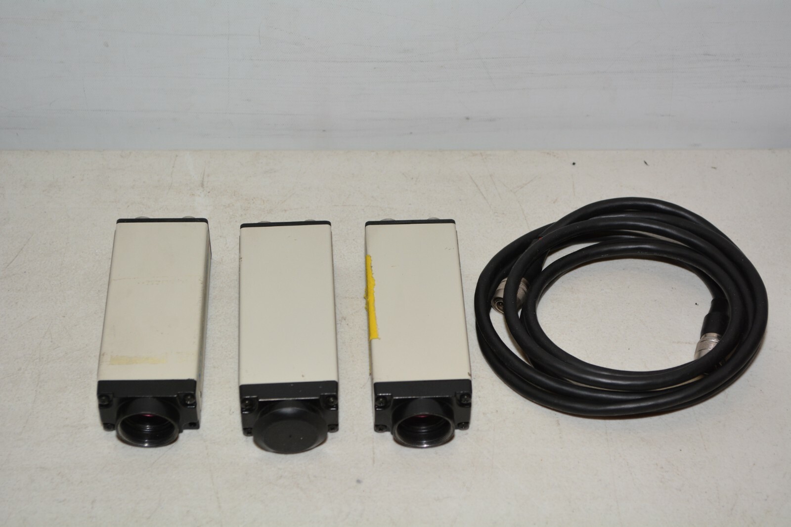 Lot 3x Dage MTI CCD-72 CCD Digital Cameras