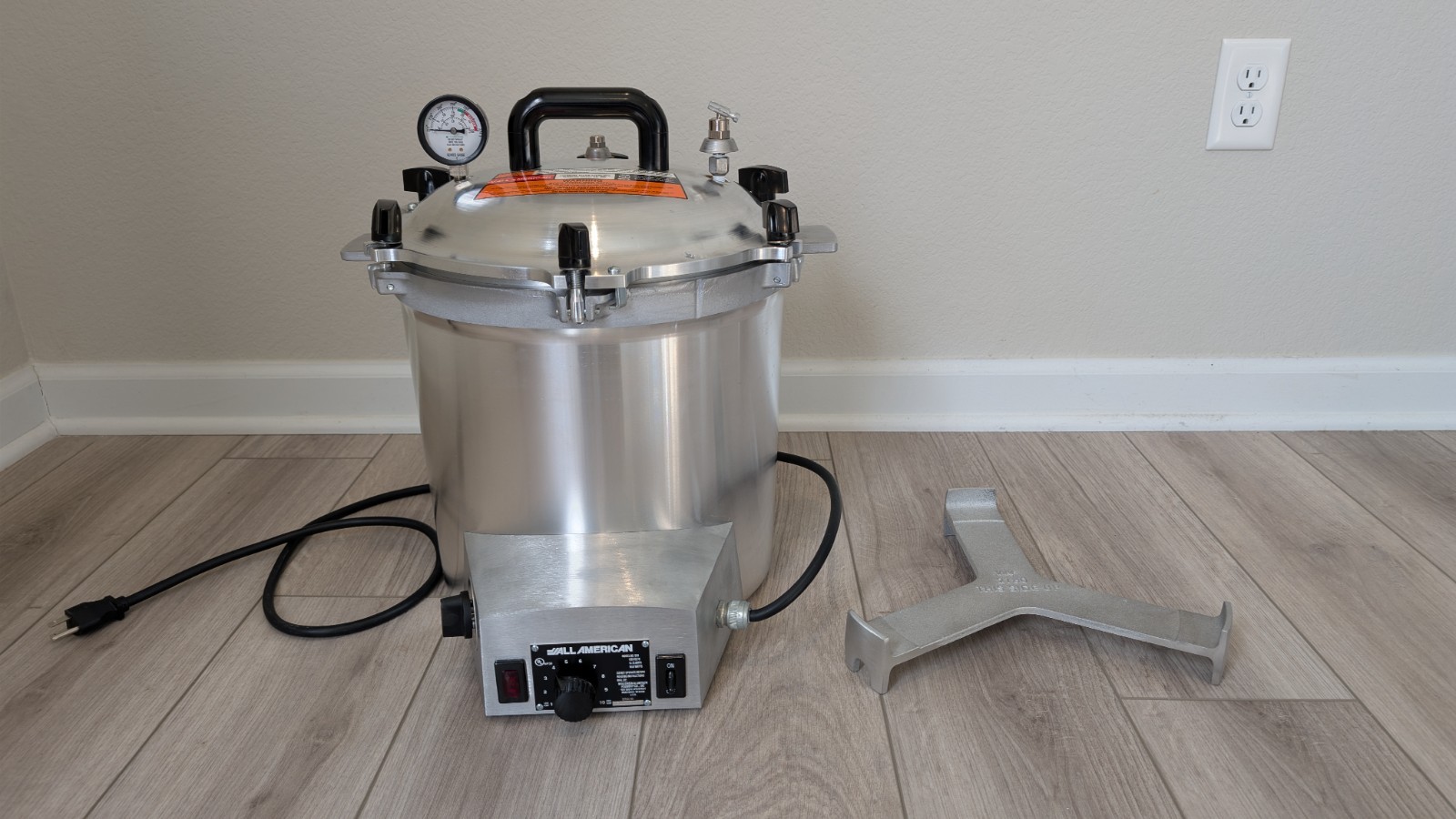 All American 50X Electric Sterilizer 25 Quart Heavy Cast Aluminum with Base