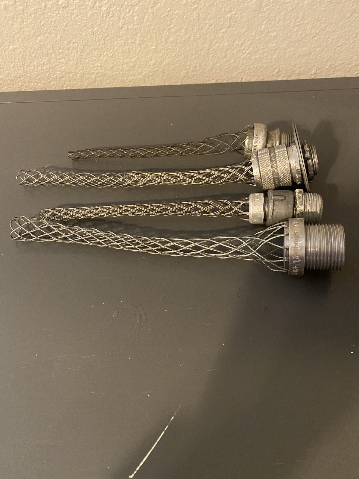 Lot of 4 Different sized Kellems Grips