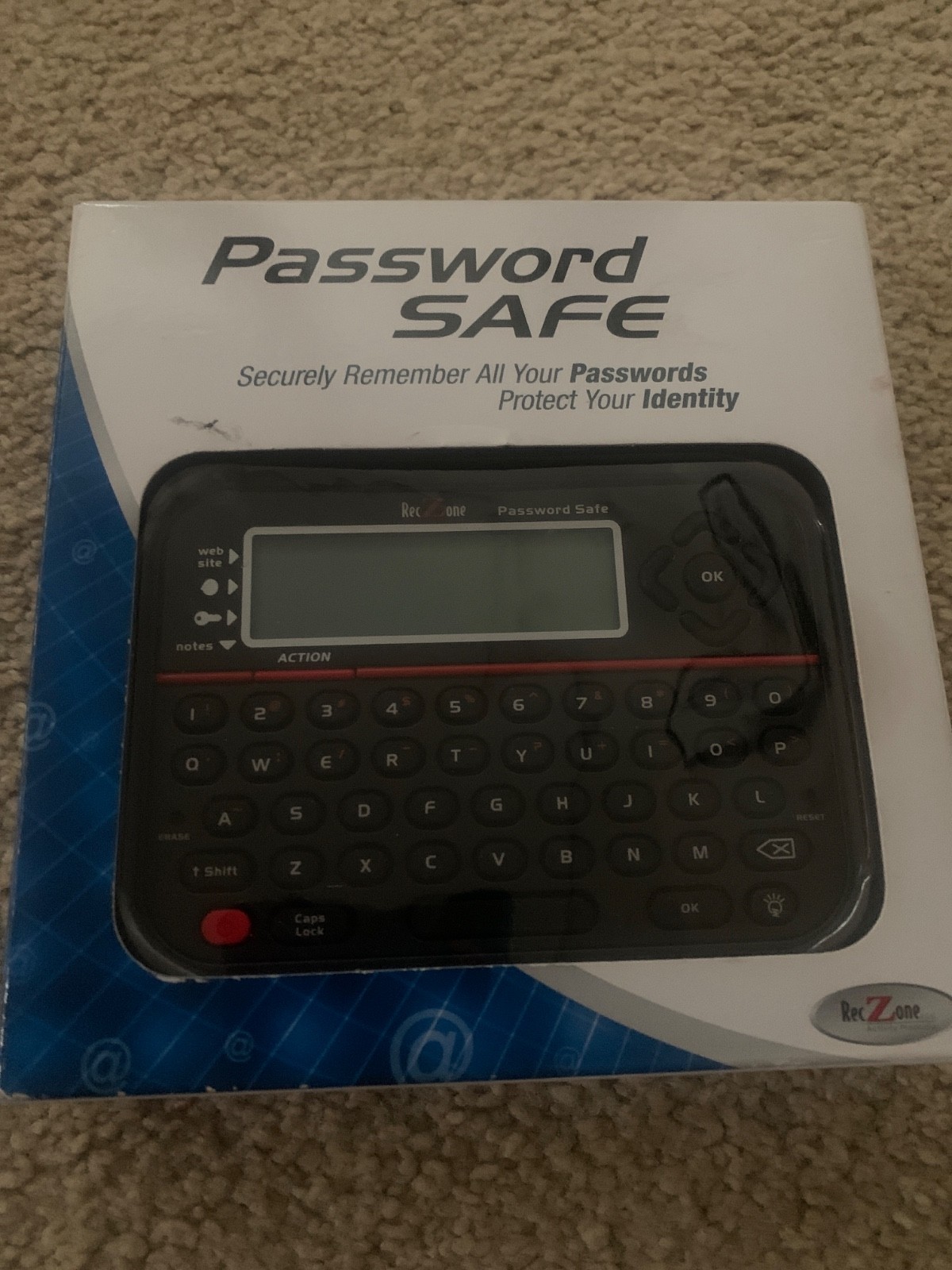 RecZone Password Safe Backlit LCD Built In Memory QWERTY Keyboard Model 595