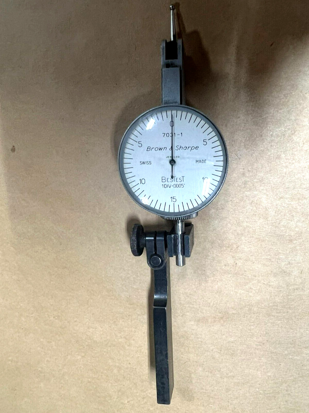 BROWN & SHARPE  INDICATOR W/ 1 1/2" DIAL  .0005" #7031-1 W/CASE
