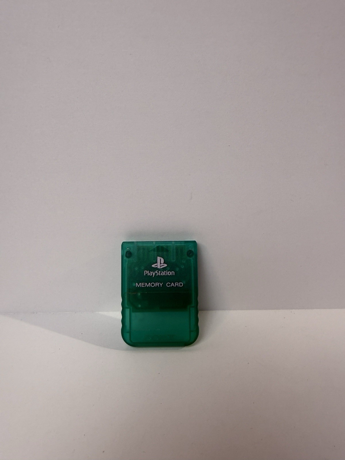 GameCube And PlayStation 2 Memory Card Bundle.