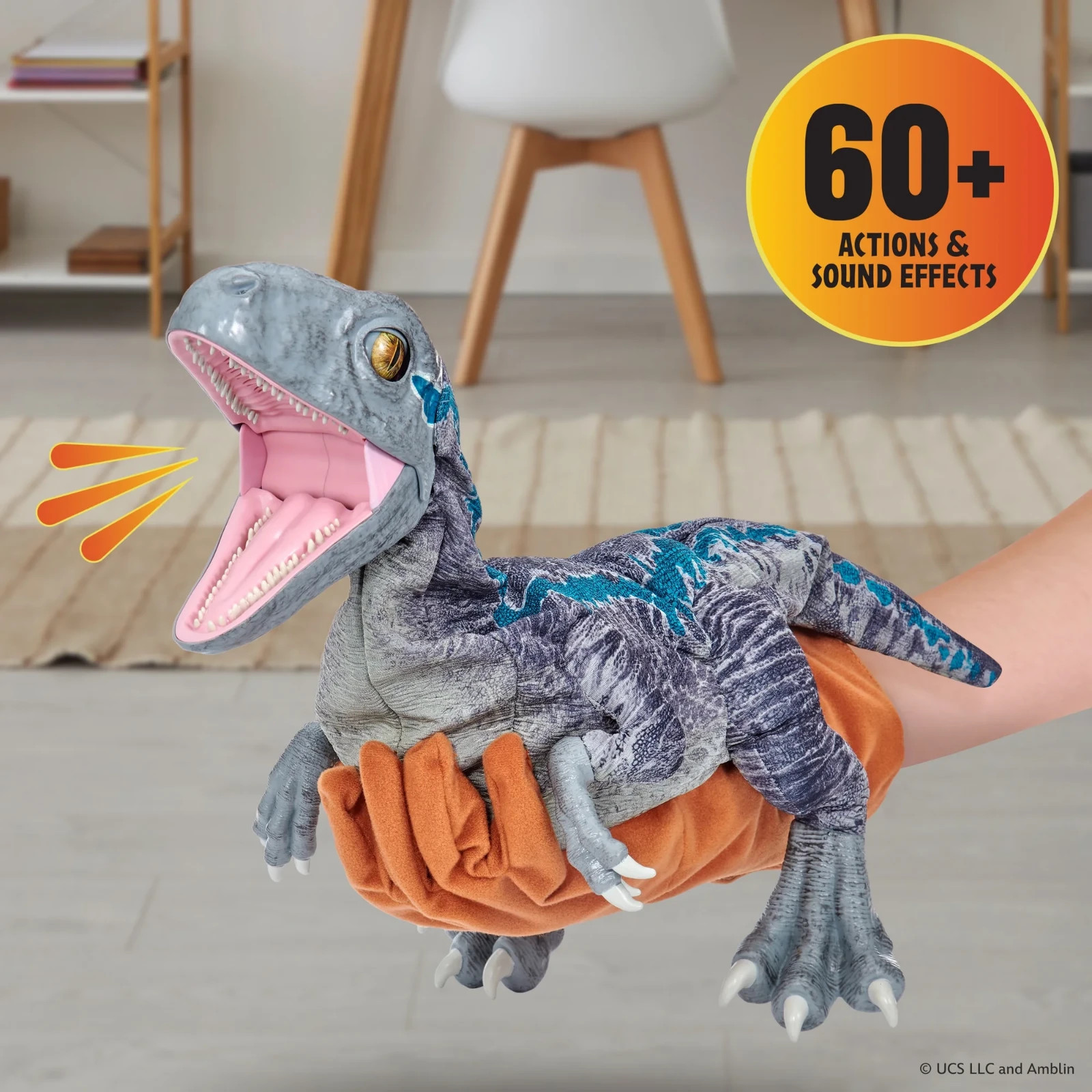 Jurassic World baby Blue Puppetronic RealFX Training Clicker wow stuff.