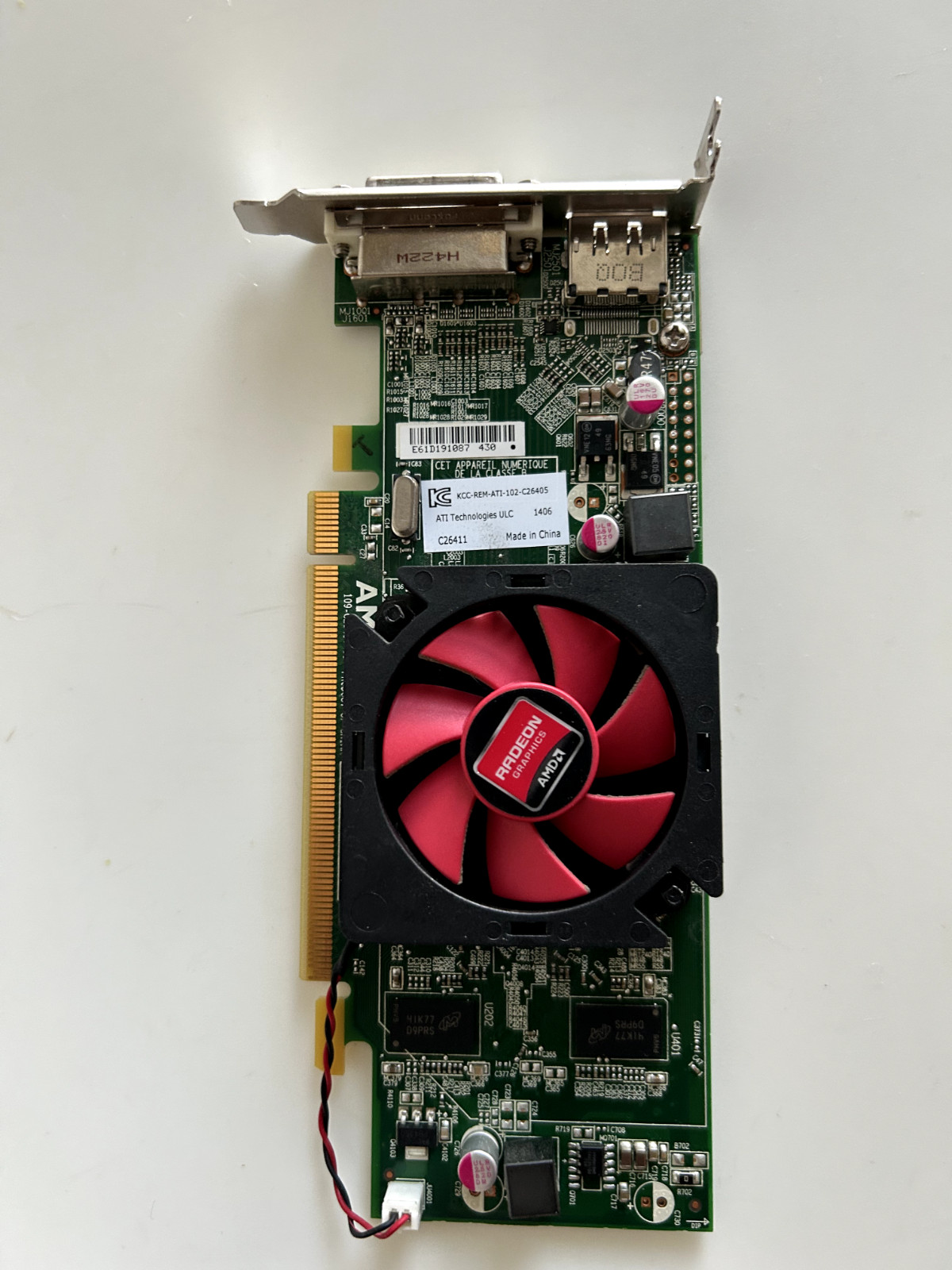 AMD Radeon ATI-102-C26405 Graphics Video 4GB DisplayPort Mini PCI-E