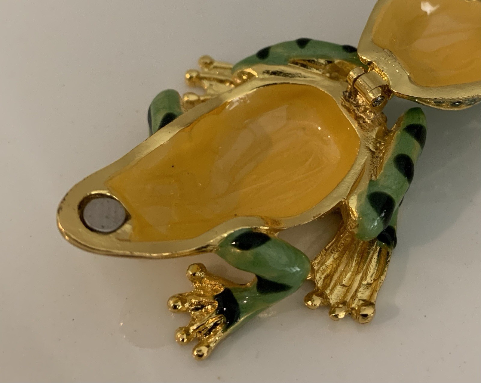 Sparkling FROG HINGED BOX, Crystal Accents, NEW