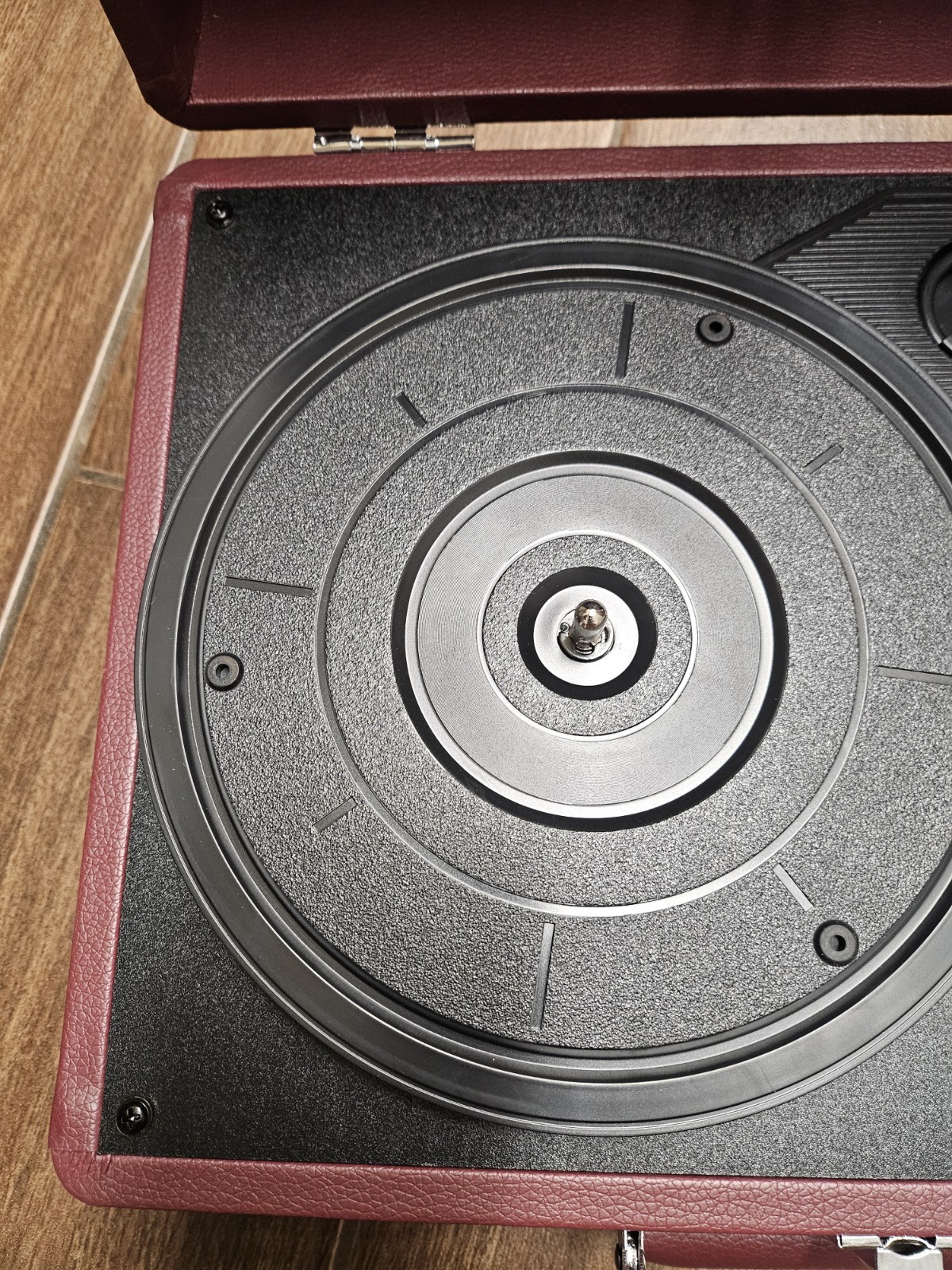 Crowley Plus Portable Turntable 3 Speed Turntable Bluetooth Record Player New