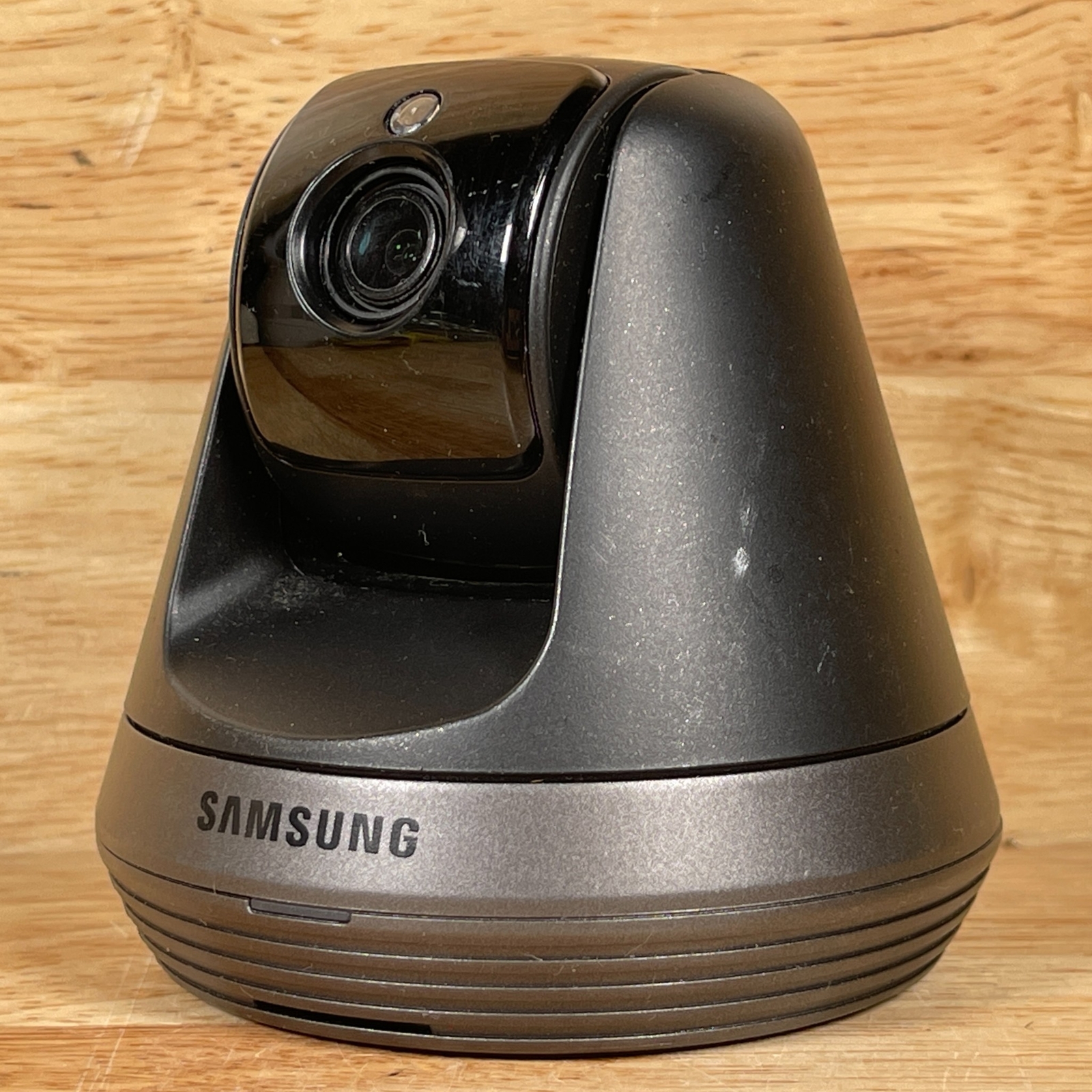 Samsung SmartCam SNH-V6410PN Black Wireless 5V Pan/Tilt HD 1080p Wi-Fi IP Camera