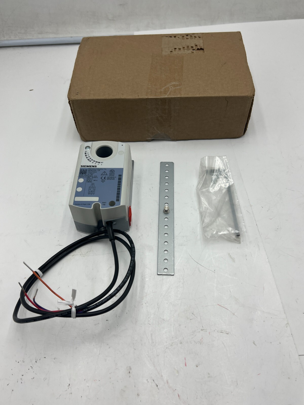 Siemens GDE131.1P OpenAir Damper Actuator NSR 24V 44lb-in 50/60Hz 2VA