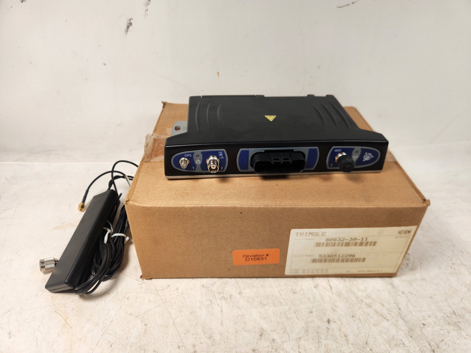 New Trimble 80632-30 DCM300G RADIO MODULE & Antenna 82654