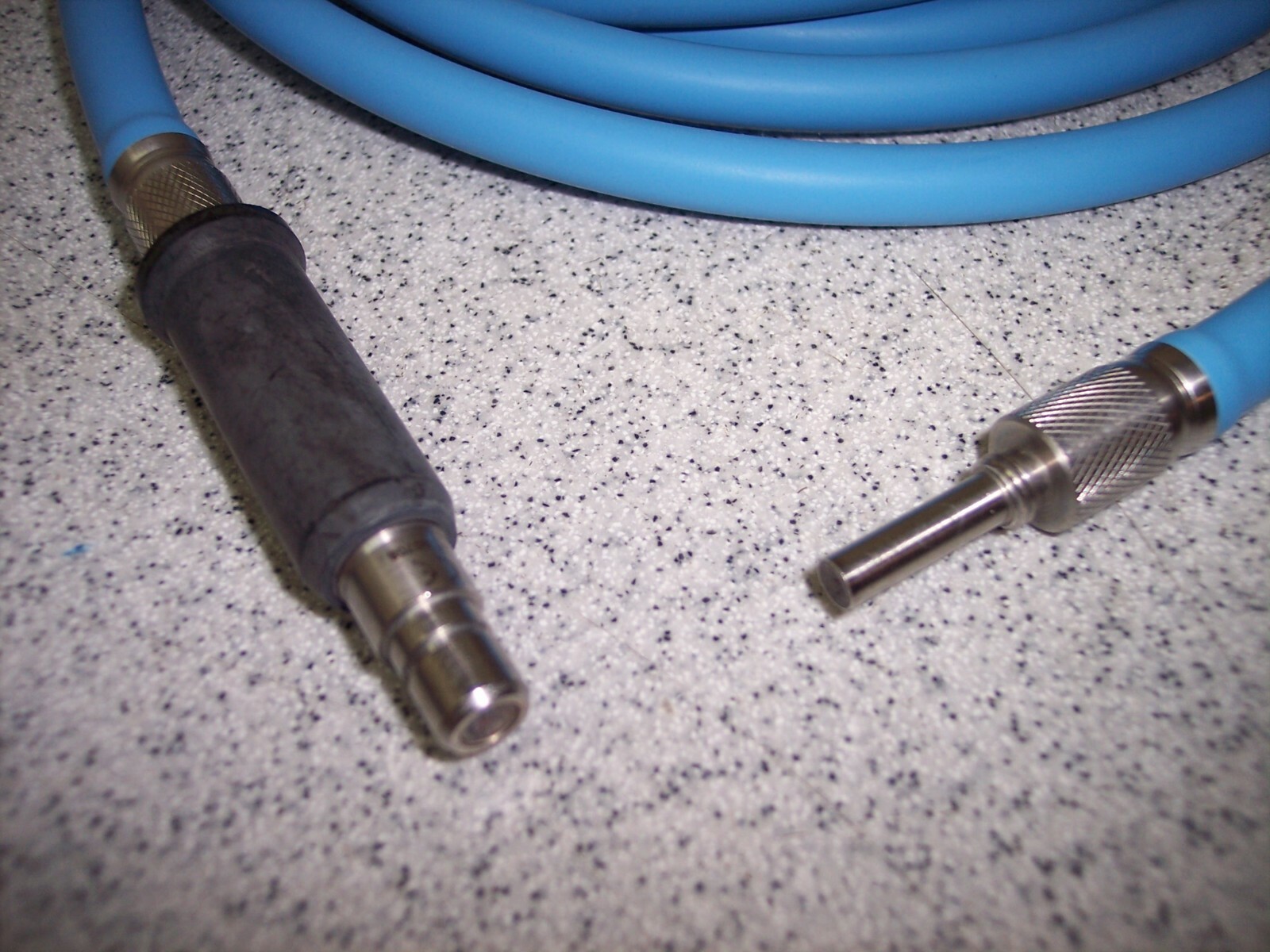 Dyonics 2147 Fiber Optic Light Cord