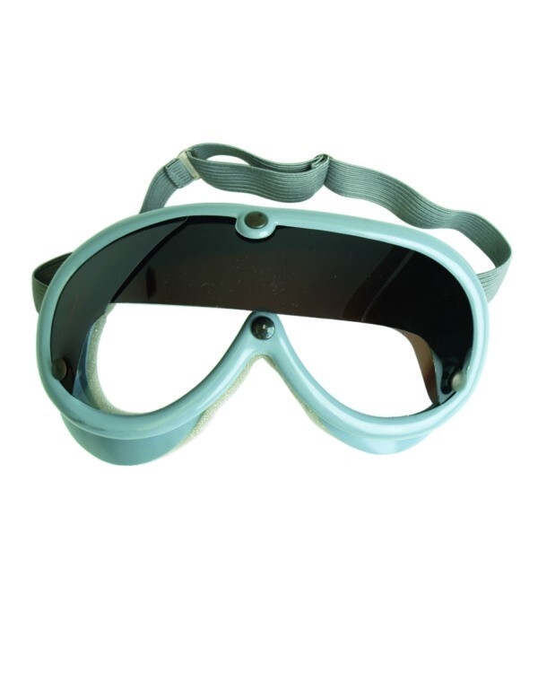 German Armed Force Military Army Sun Dust Wind Goggles Shades Gray Chemical Used