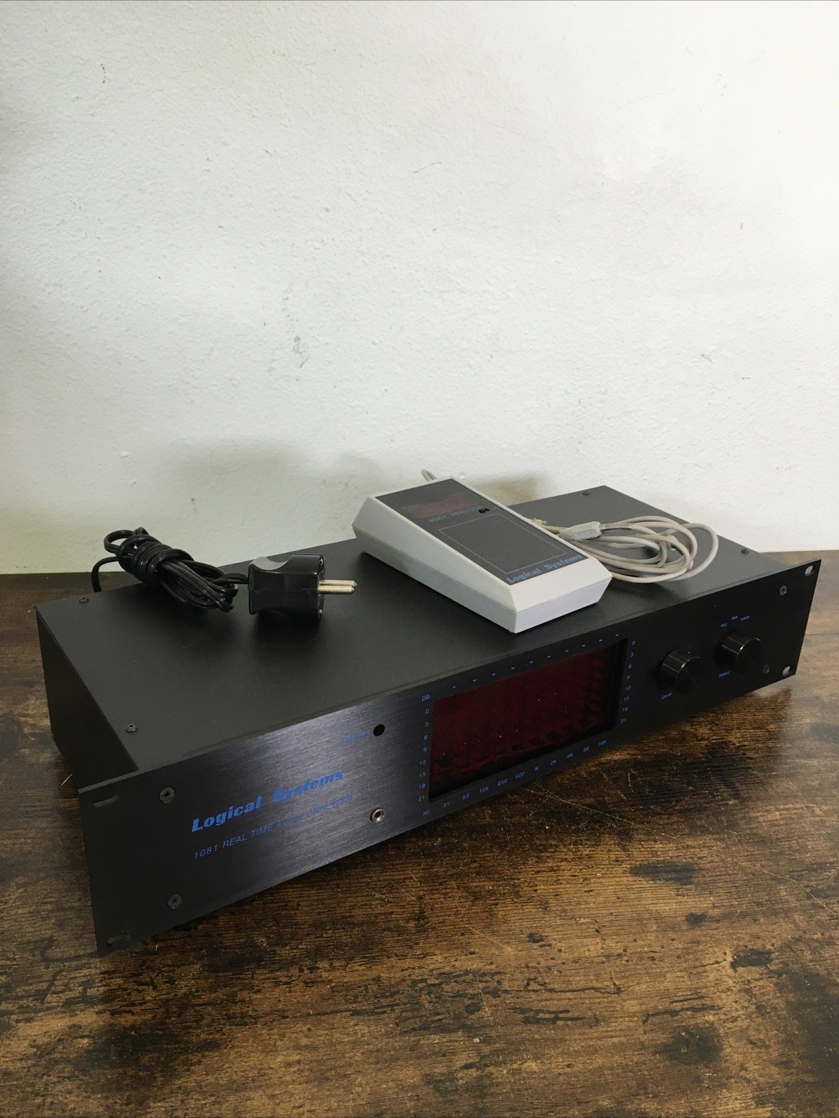 Logical Systems 1081 Analyzer + Voice Module Rare Vintage Tested Open Bx EU Plug