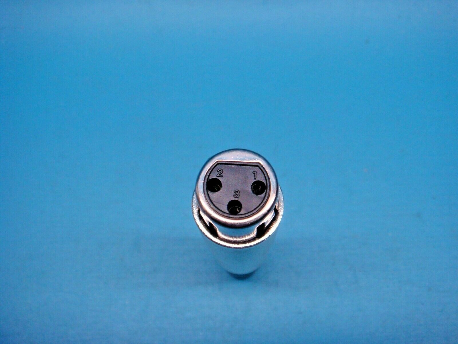 (1) XLR 3-PIN FEMALE CABLE MOUNT PLUG AUDIO CONNECTOR