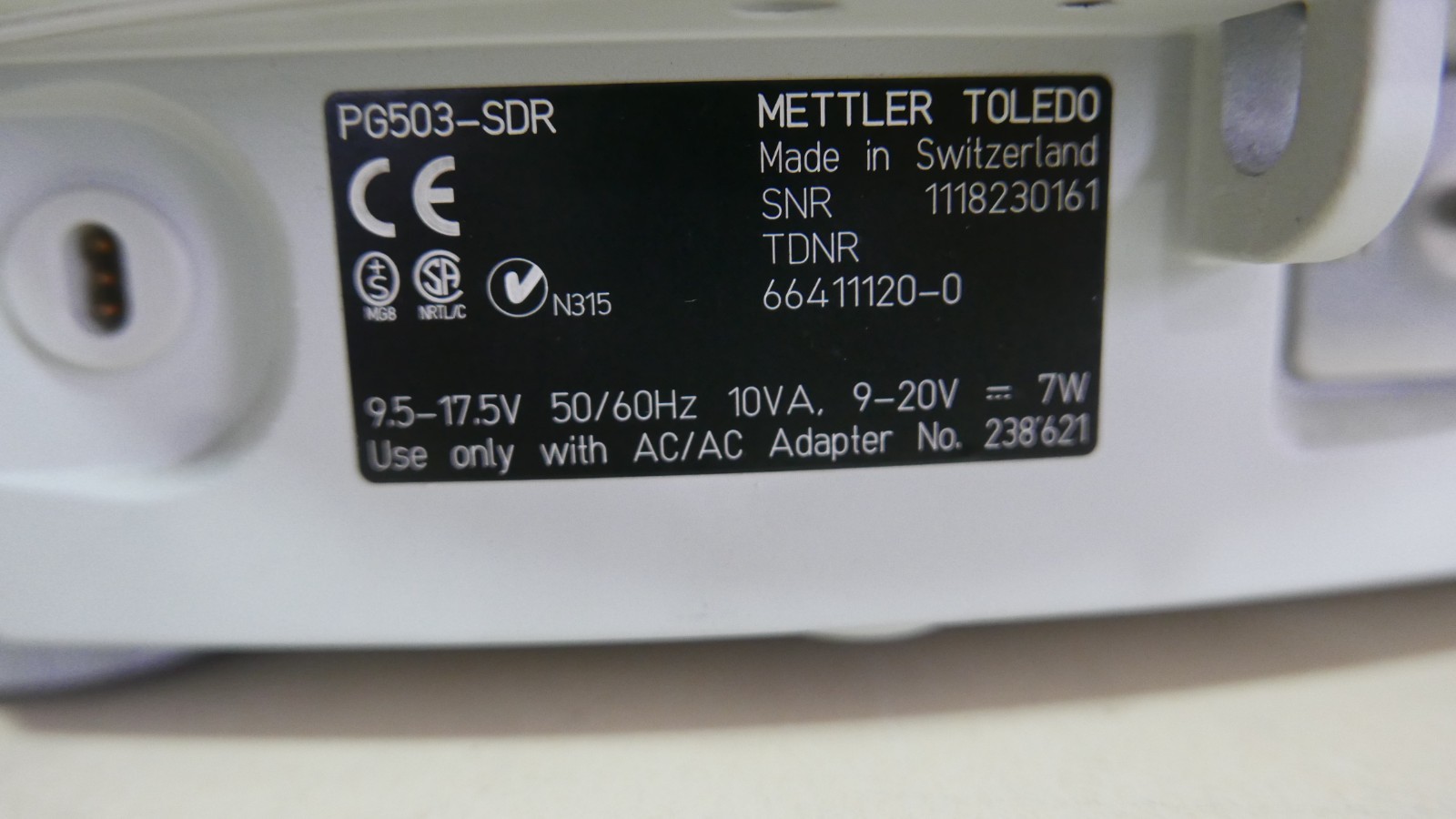 Mettler Toledo Scientific Scale PG503-S Delta Range with Draft Shield Box #2