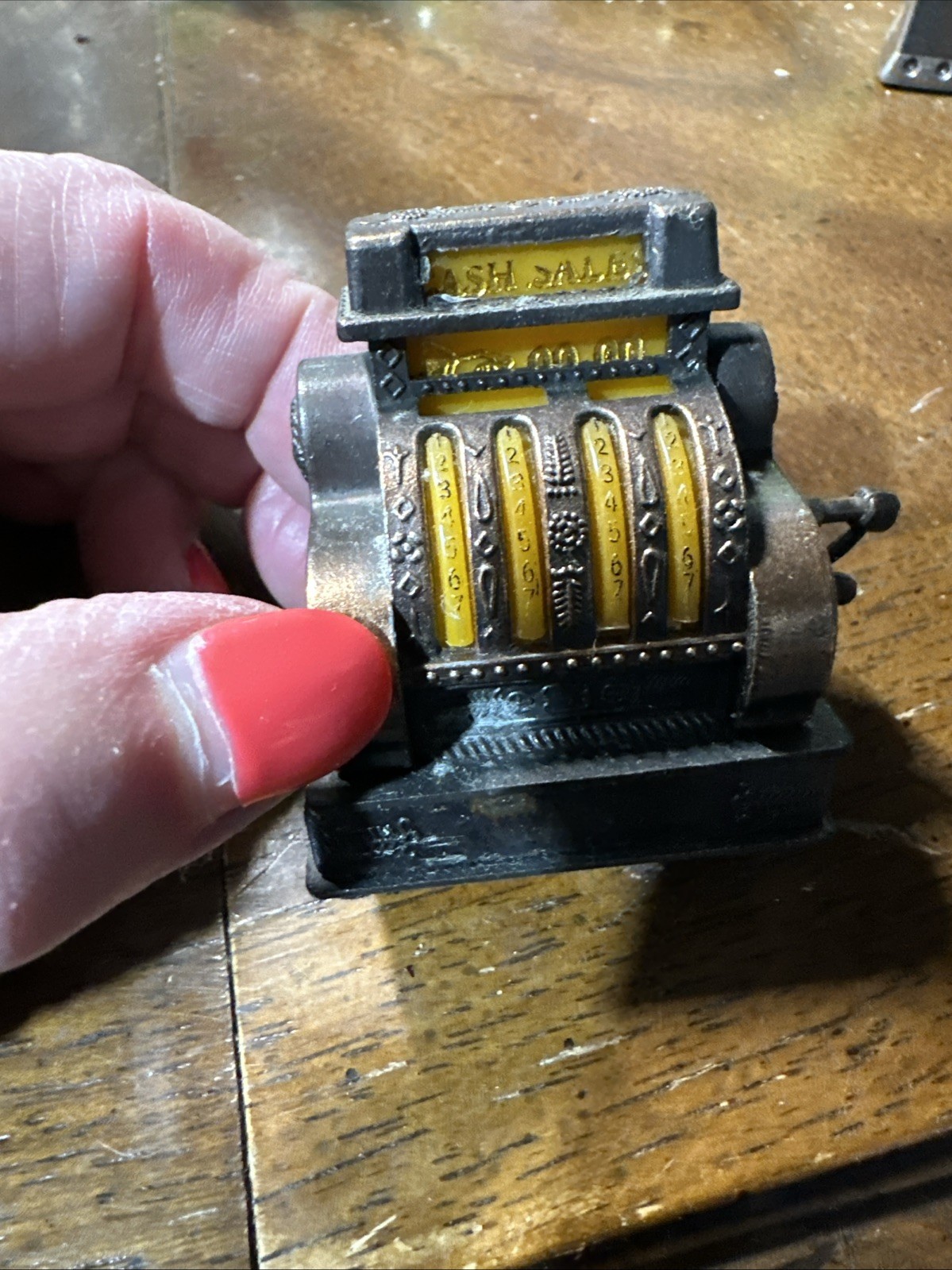 Cast Metal Cash Register Pencil Sharpener mini