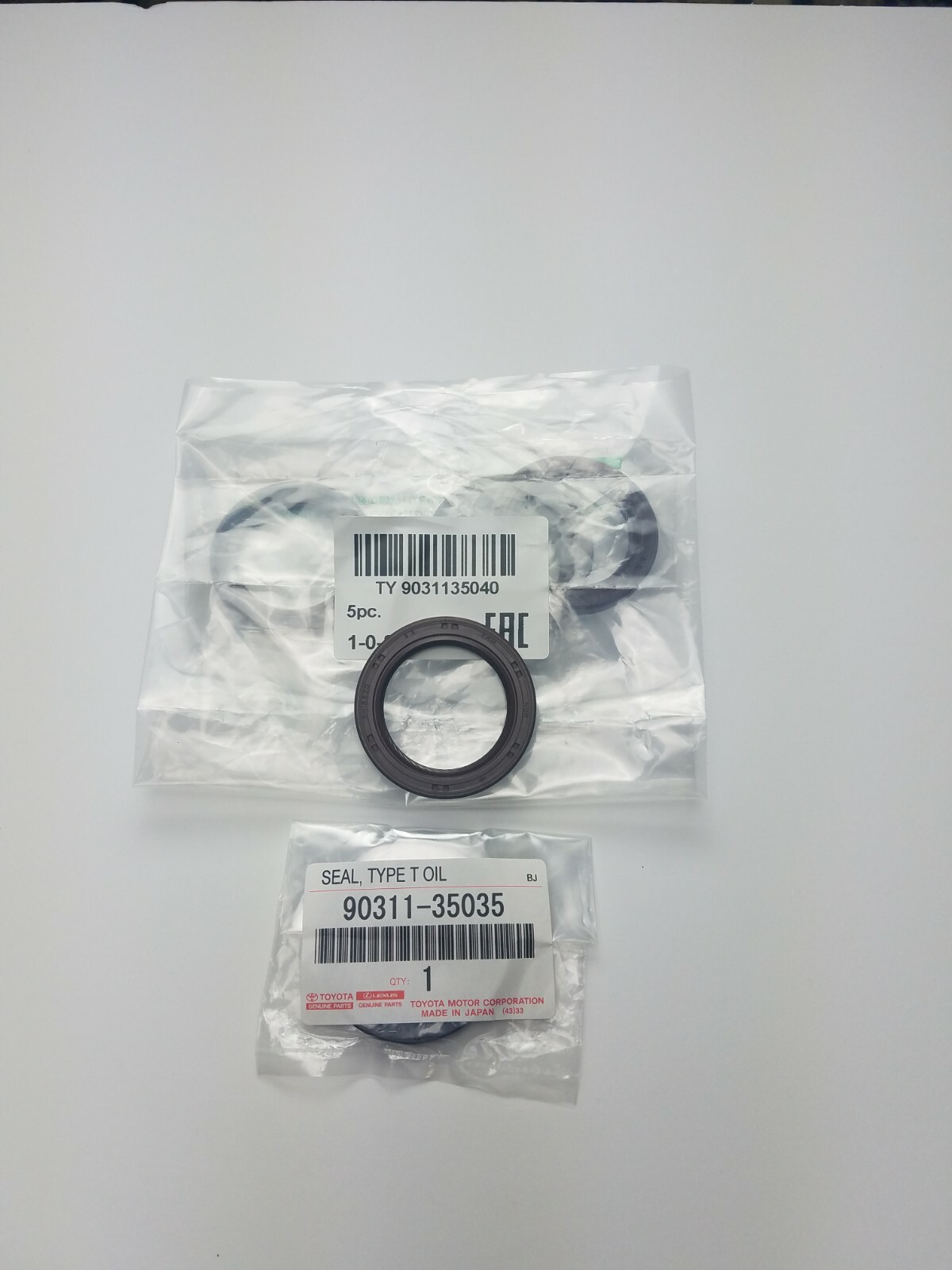 Toyota OEM 4EFTE  Camshaft and Crankshaft Seal Kit 90311-35035 90311-35040