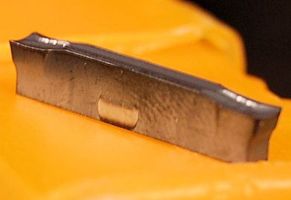 Spare Double Ended Carbide Grooving Parting Insert 3 mm (Ref: 700511) for Glanze