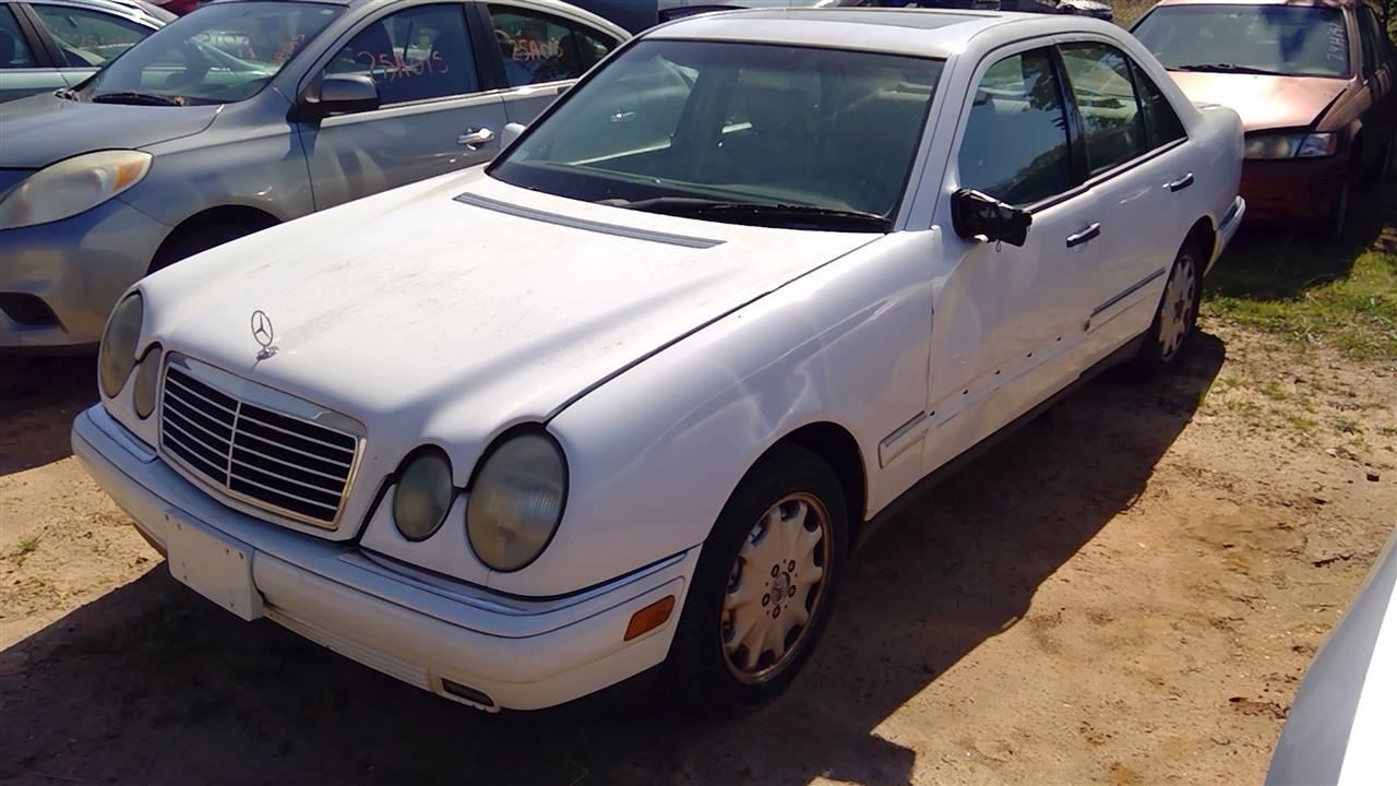 Engine ECM 208 Type Electronic Control Module Fits 99-00 MERCEDES CLK 228567