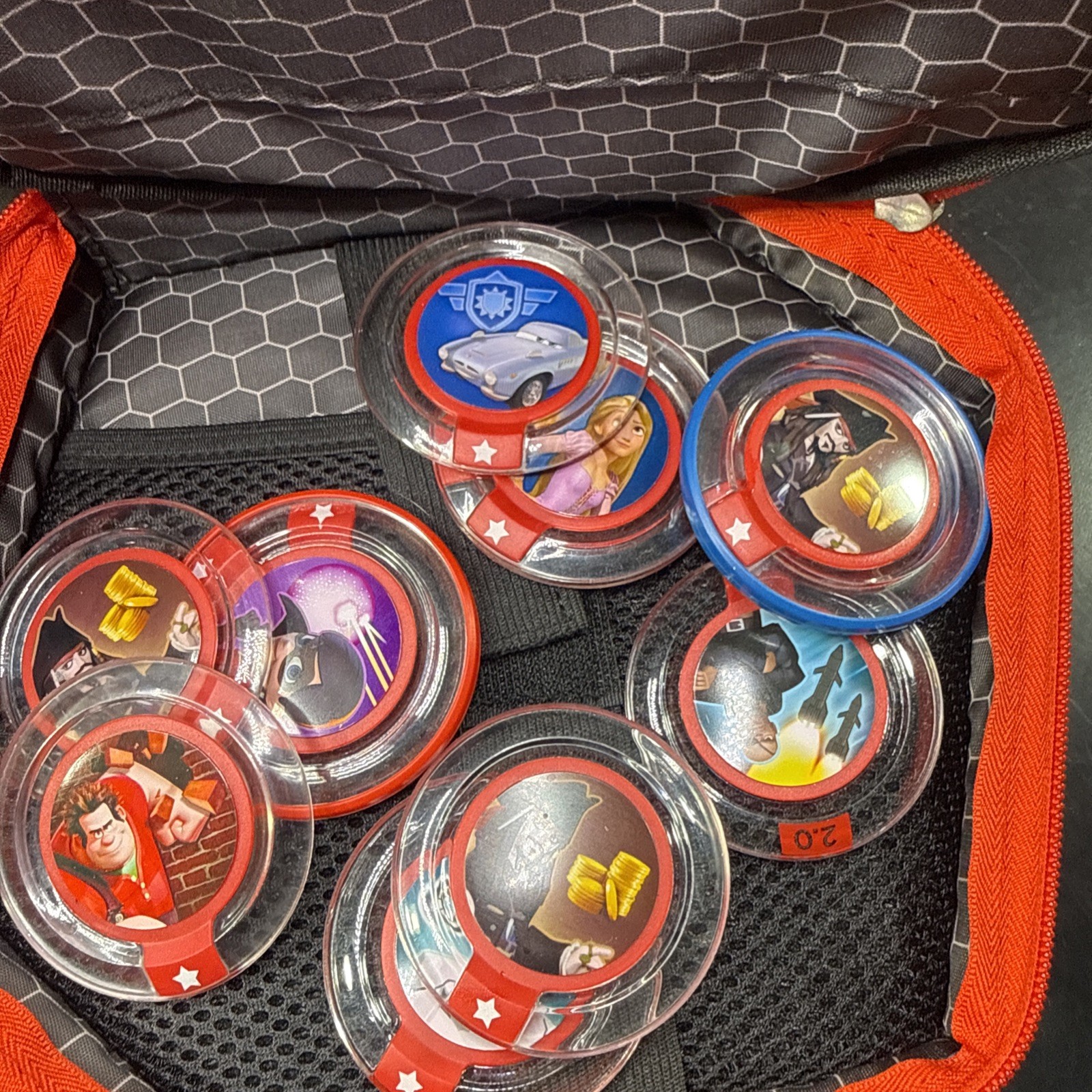 Disney Infinity Start 'N' Go Carrying Case w/ 7 Incredibles Figures