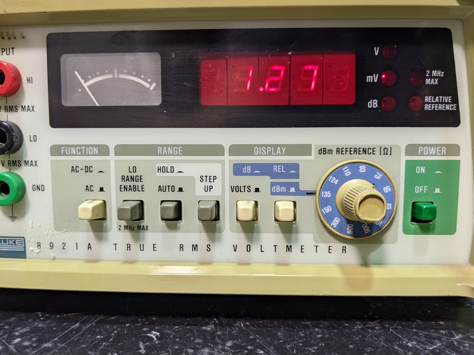 Fluke 8921A True RMS Voltmeter / 30 DAY GUARANTEE