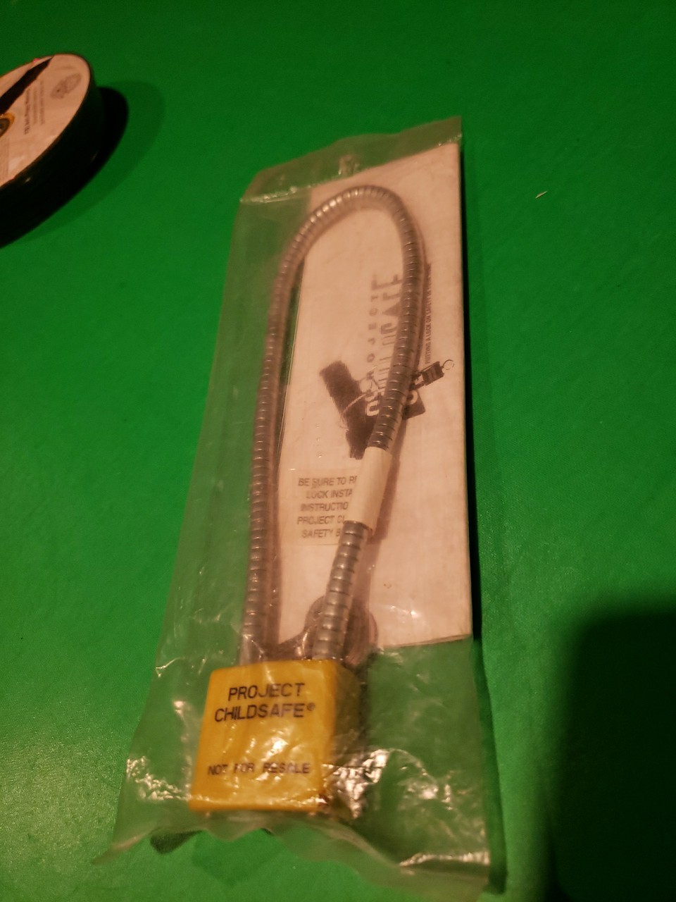 Cable Gun Lock Pistol Shotgun Rifle Child Safety Comes With 2 Keys New Sealed