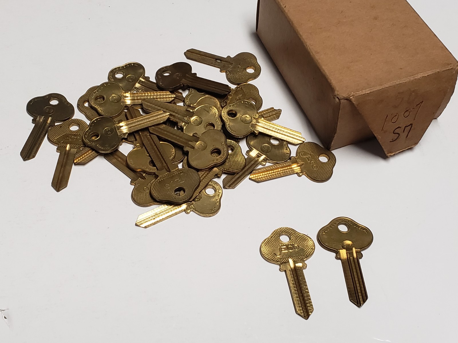 Vtg 1960s Lot of 26 JECO Brass Uncut Key Blanks - Model S7 Natl. Key NOS - NEW