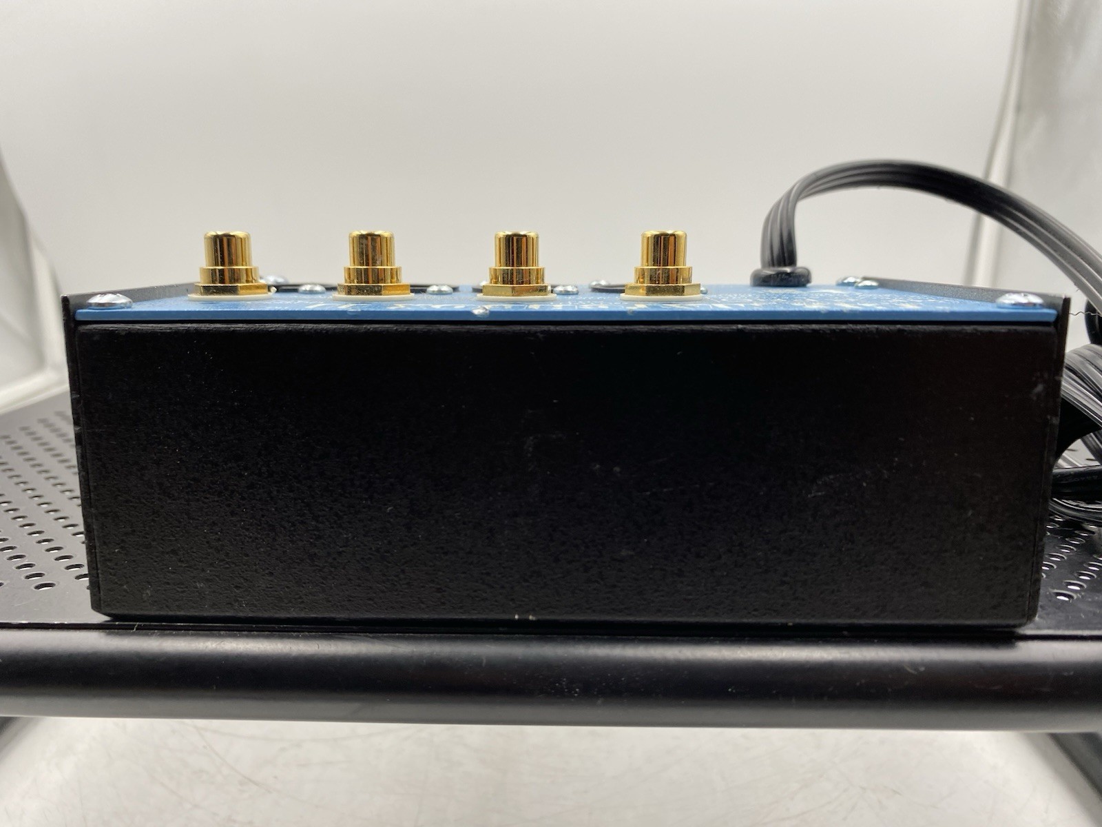 Henry Engineering The Matchbox II Direct Coupled IHF-Pro Interface Amplifier