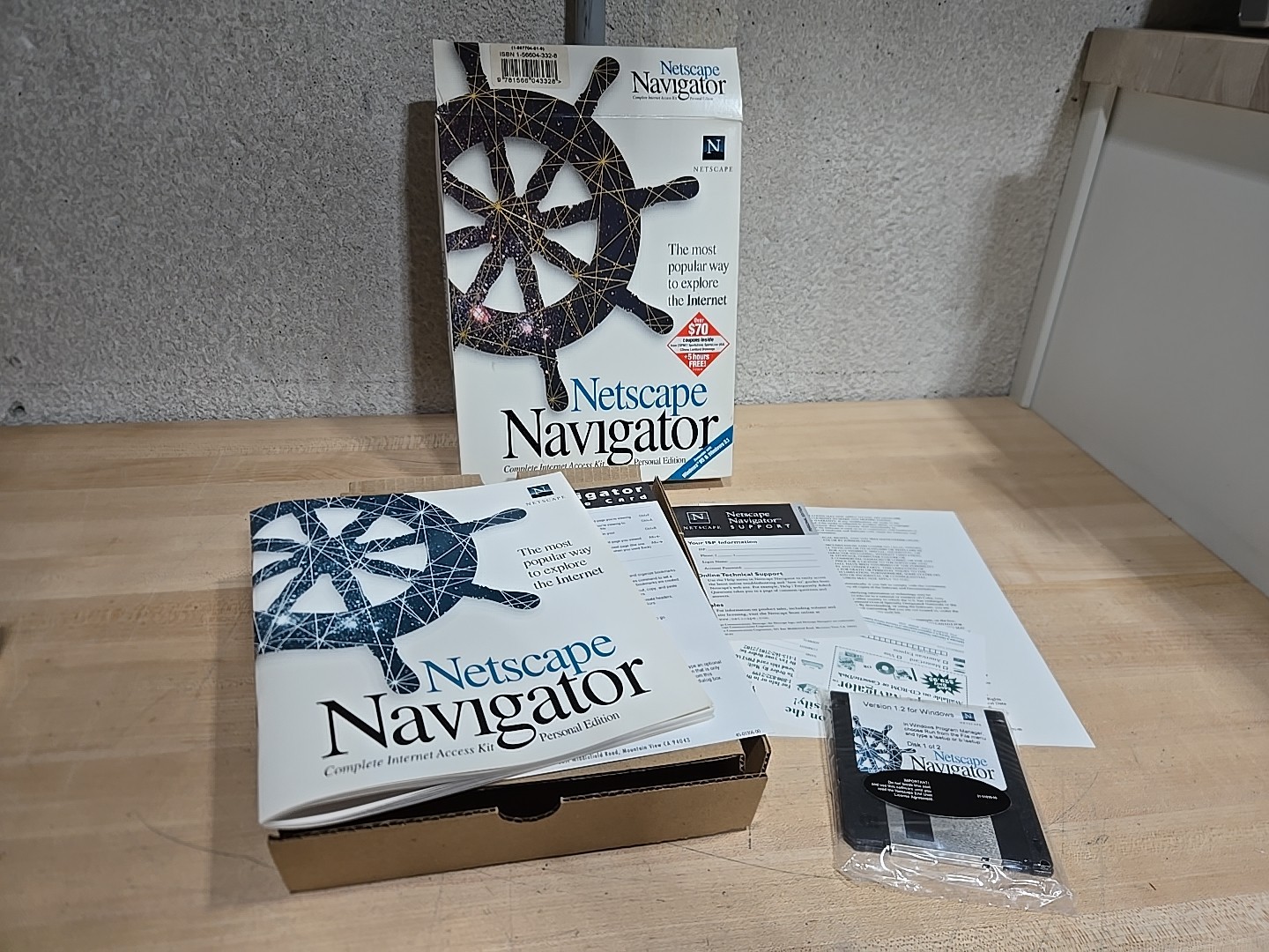 Netscape Navigator 1.2 Internet Access Kit-Personal Edition Sealed Floppy Disks