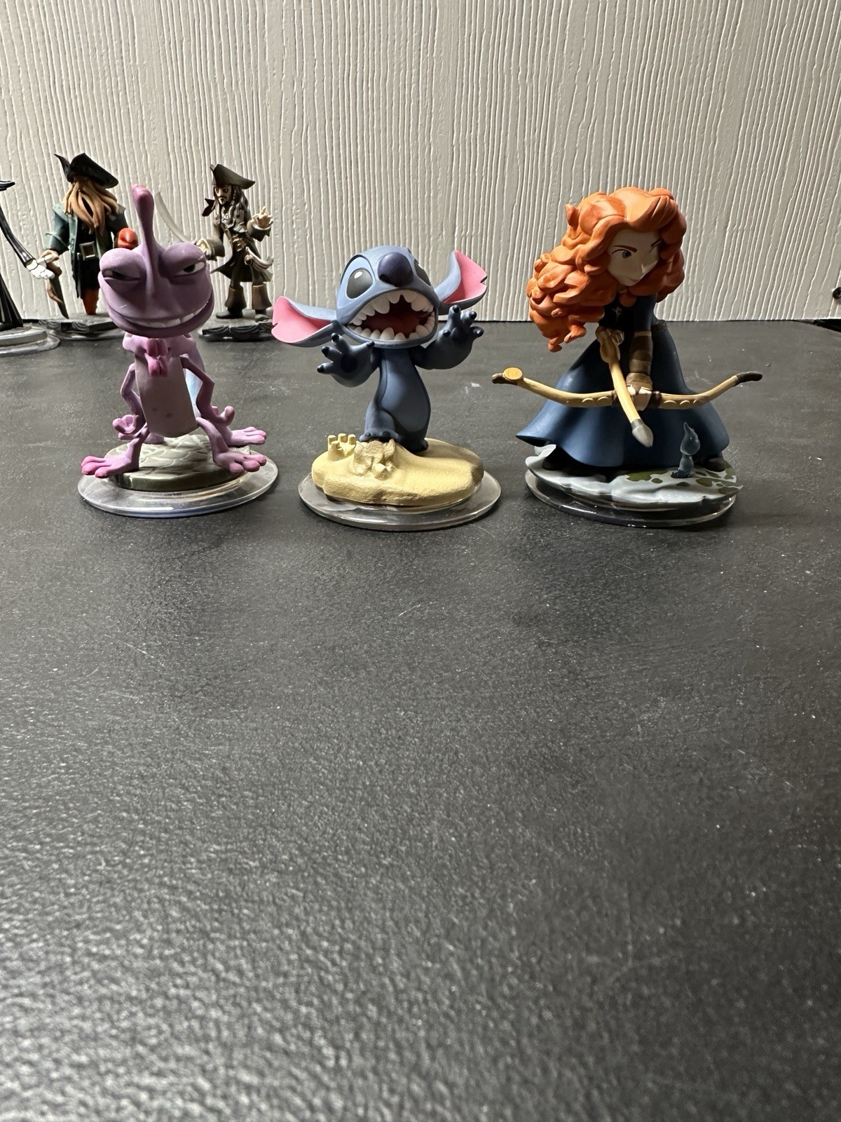 Disney Infinity Large Lot 19 Characters Plus Extras