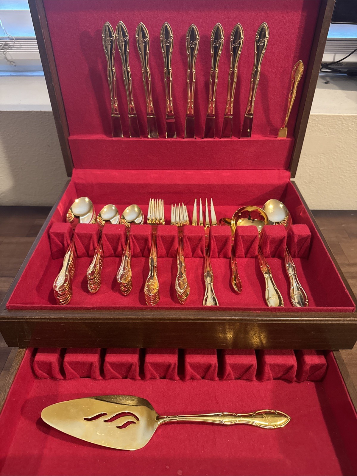 Golden Barclay Geneve Flatware 55 Piece With Wooden Case Japan Gold Plated READ