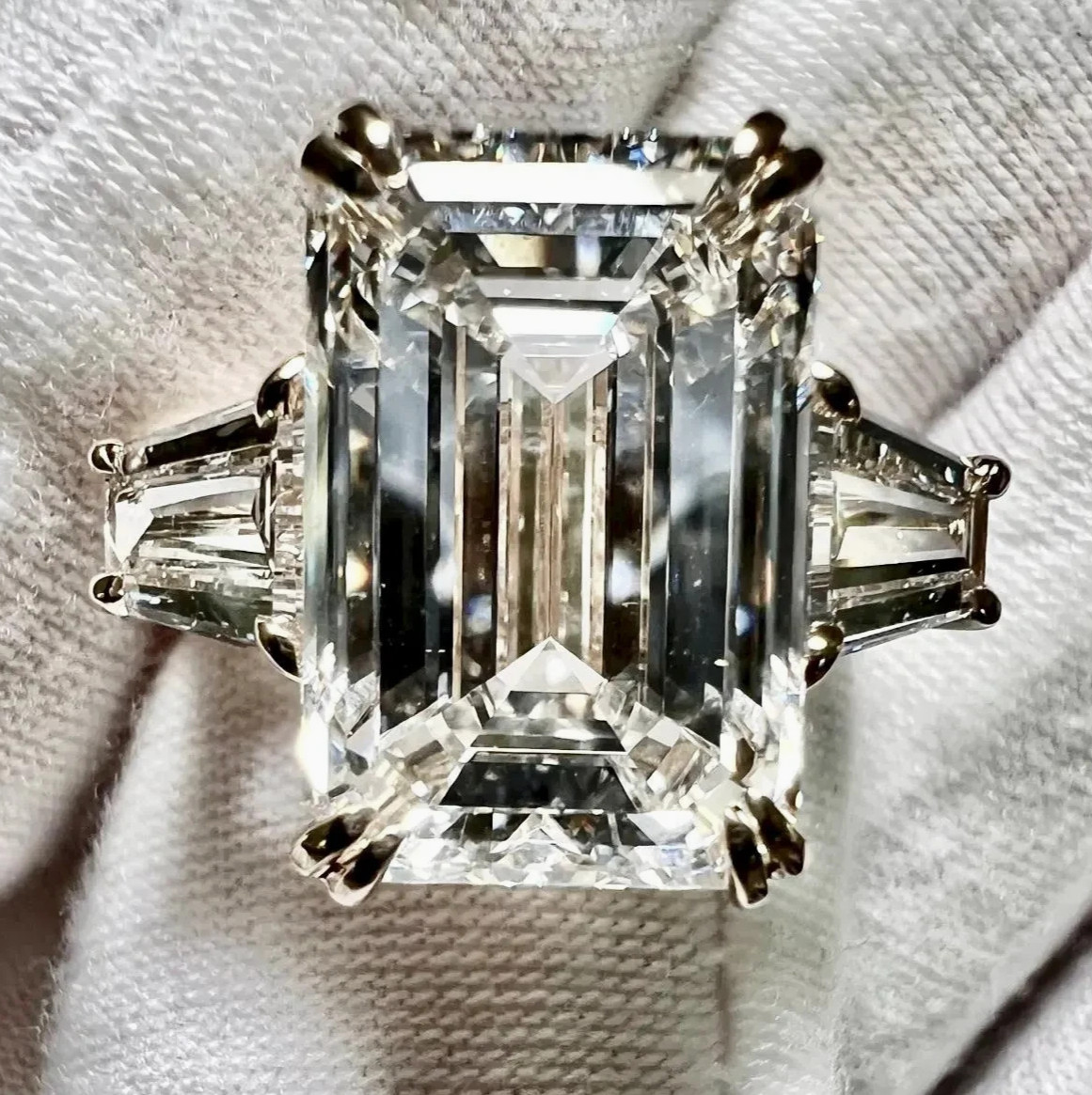 HUGE & RARE Certified 13.05 Ct Diamond Solitaire Ring ! FREE Studs & Tariffs