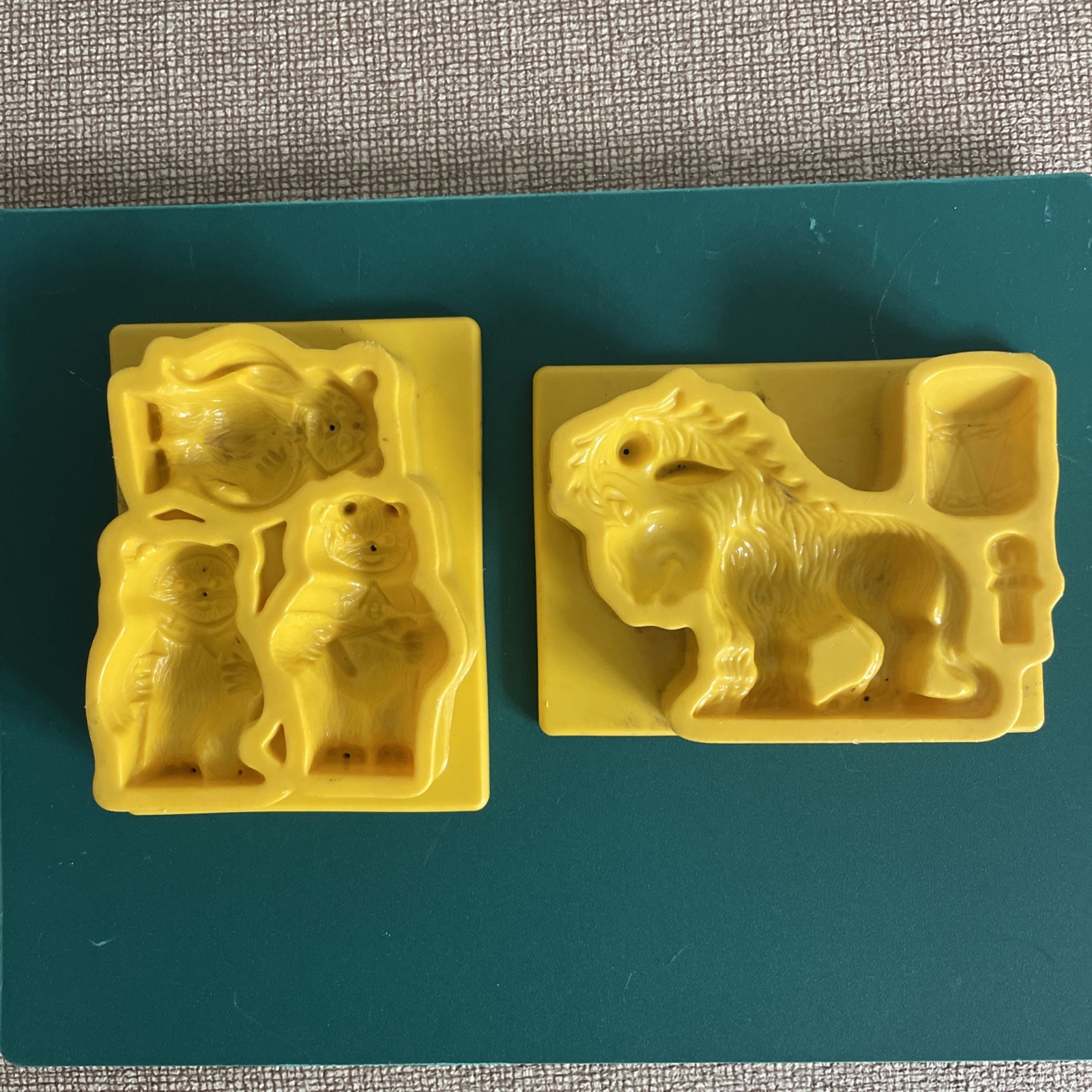 Vintage 1978 Star Wars Play-Doh Molds 2 Different Molds