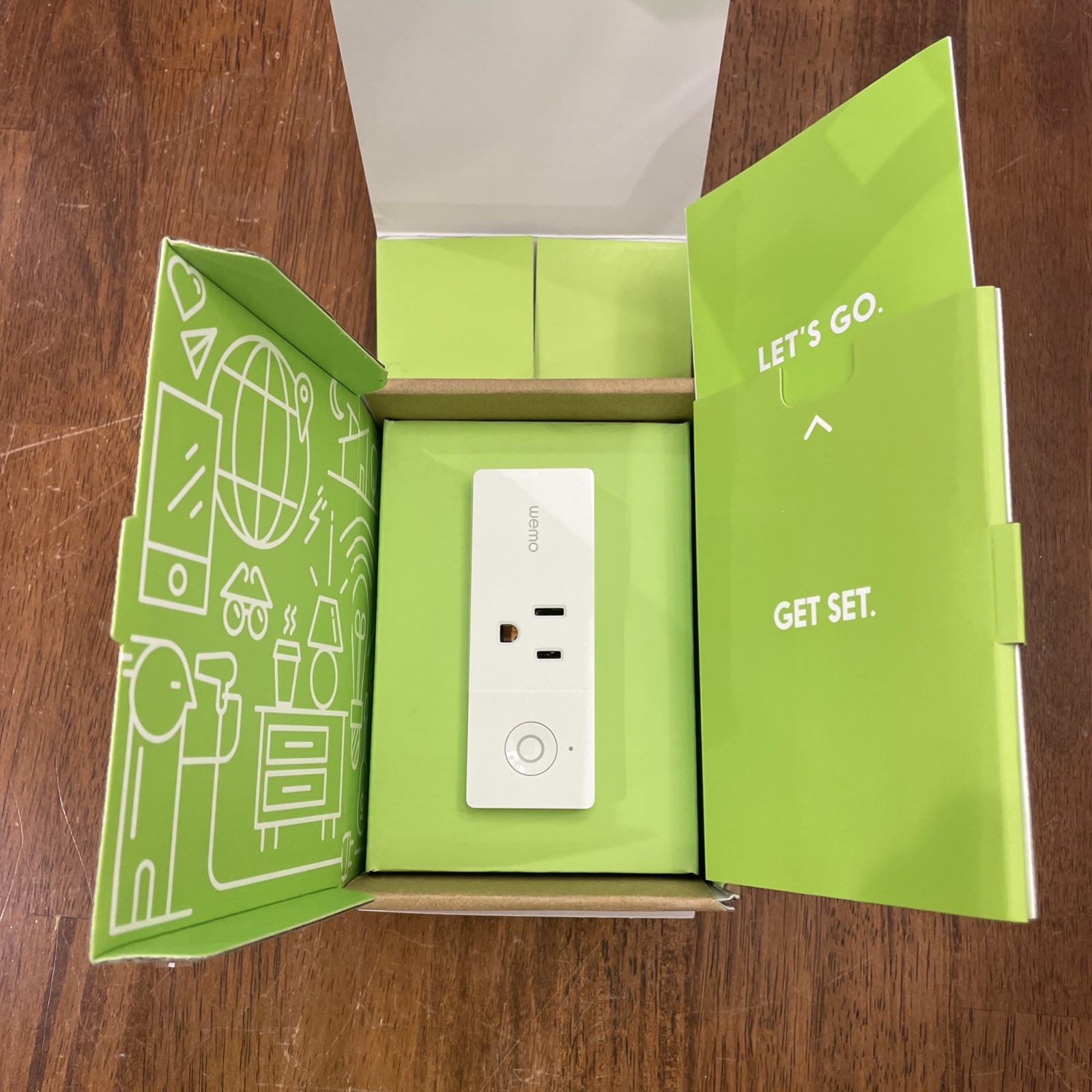 WeMo Mini Wi-Fi Smart Plug - White New open box