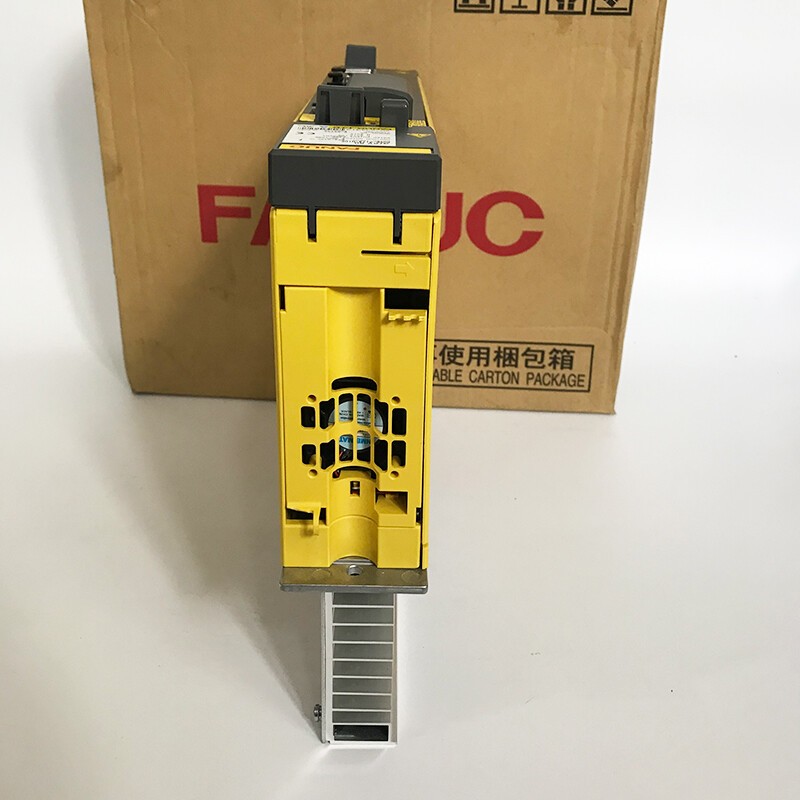 FANUC A06B-6114-H105 Servo Drive A06B6114H105 New In Box Expendited Shipping