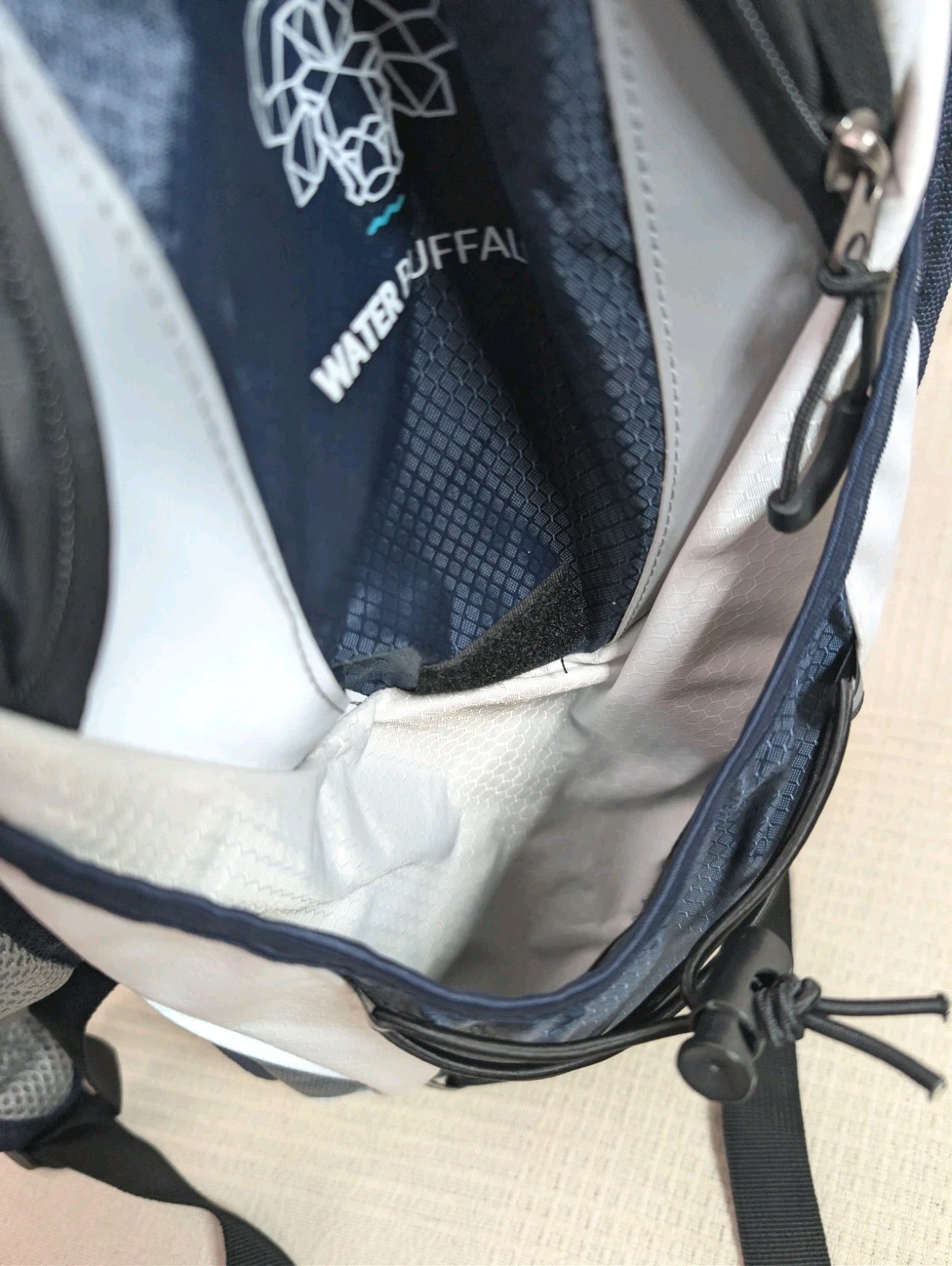 Water Buffalo Hydration Ripstop 12L Backpack Padded 2L Bladder New With Tags.