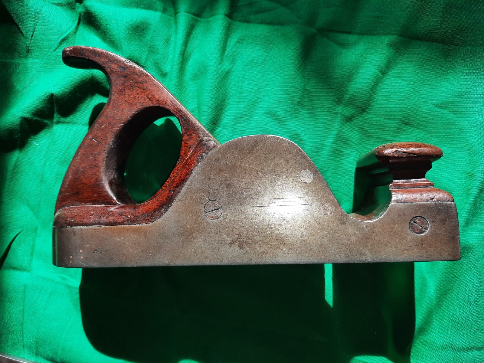 9" Infill smoothing plane with T. Ibbotson iron.