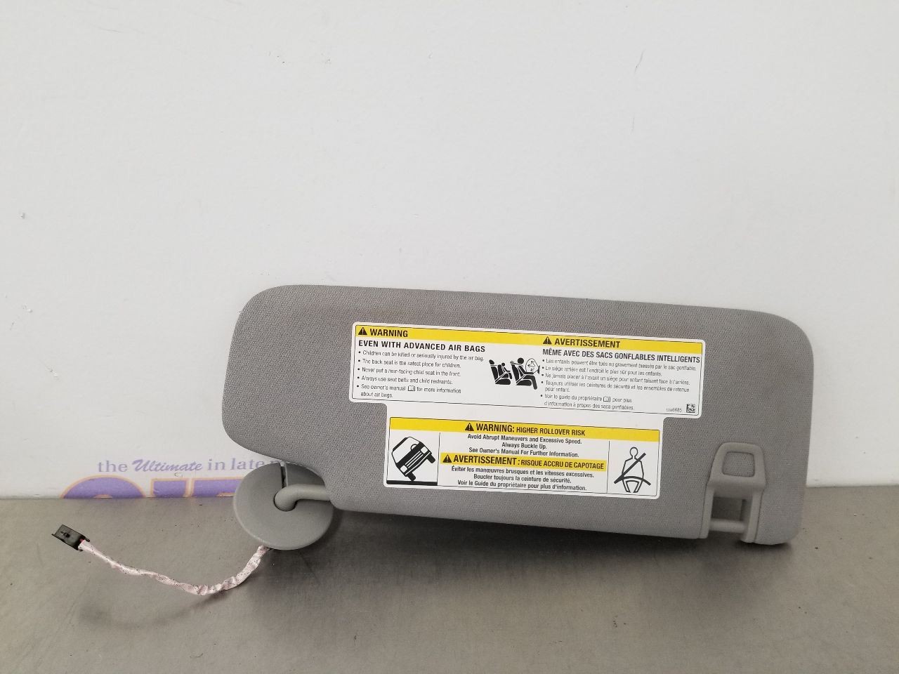 24 GMC TERRAIN SLE SUN VISOR GRAY LEFT DRIVER