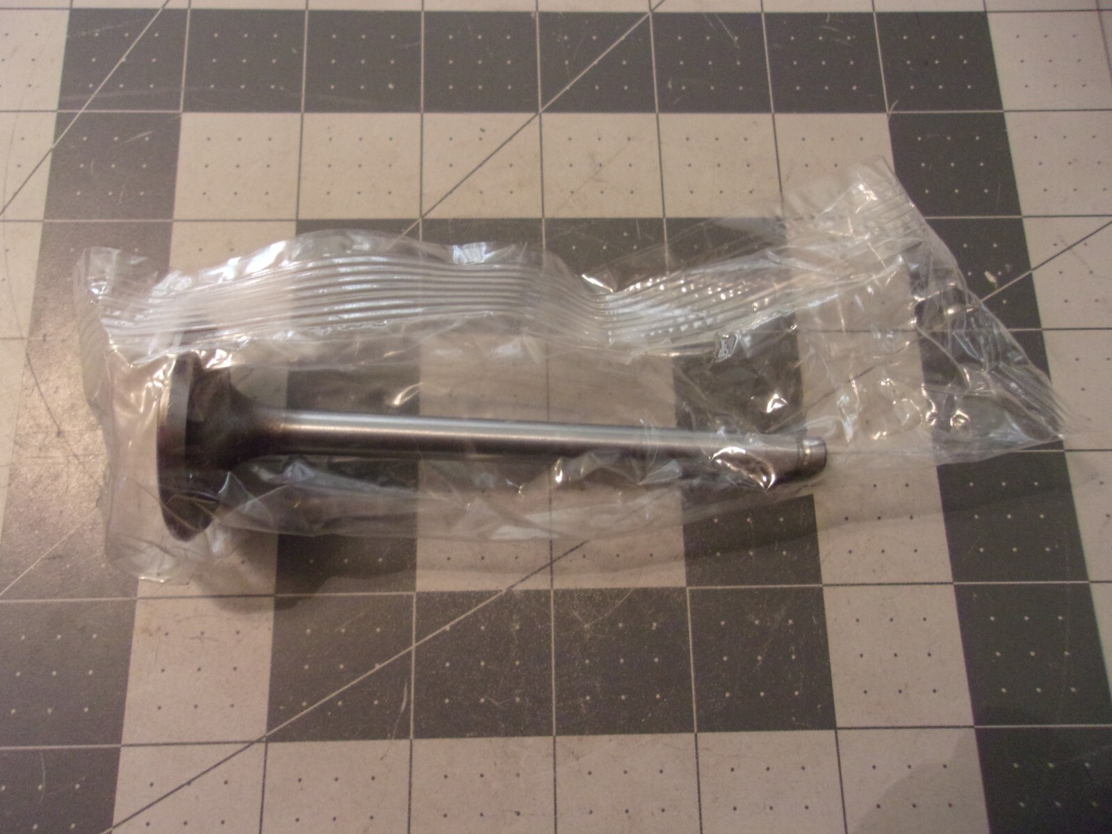 Perkins 31431281 Intake Valve 732811M1 MF 135 150 165 230 235 245