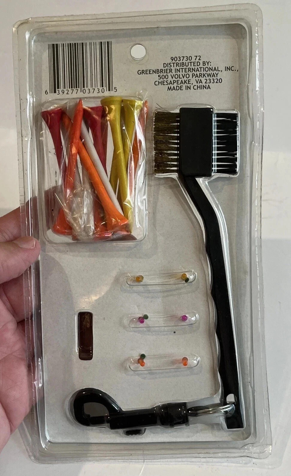 Golf Accessory Set Includes Brush Tees Ball Spotters Divot Tool New