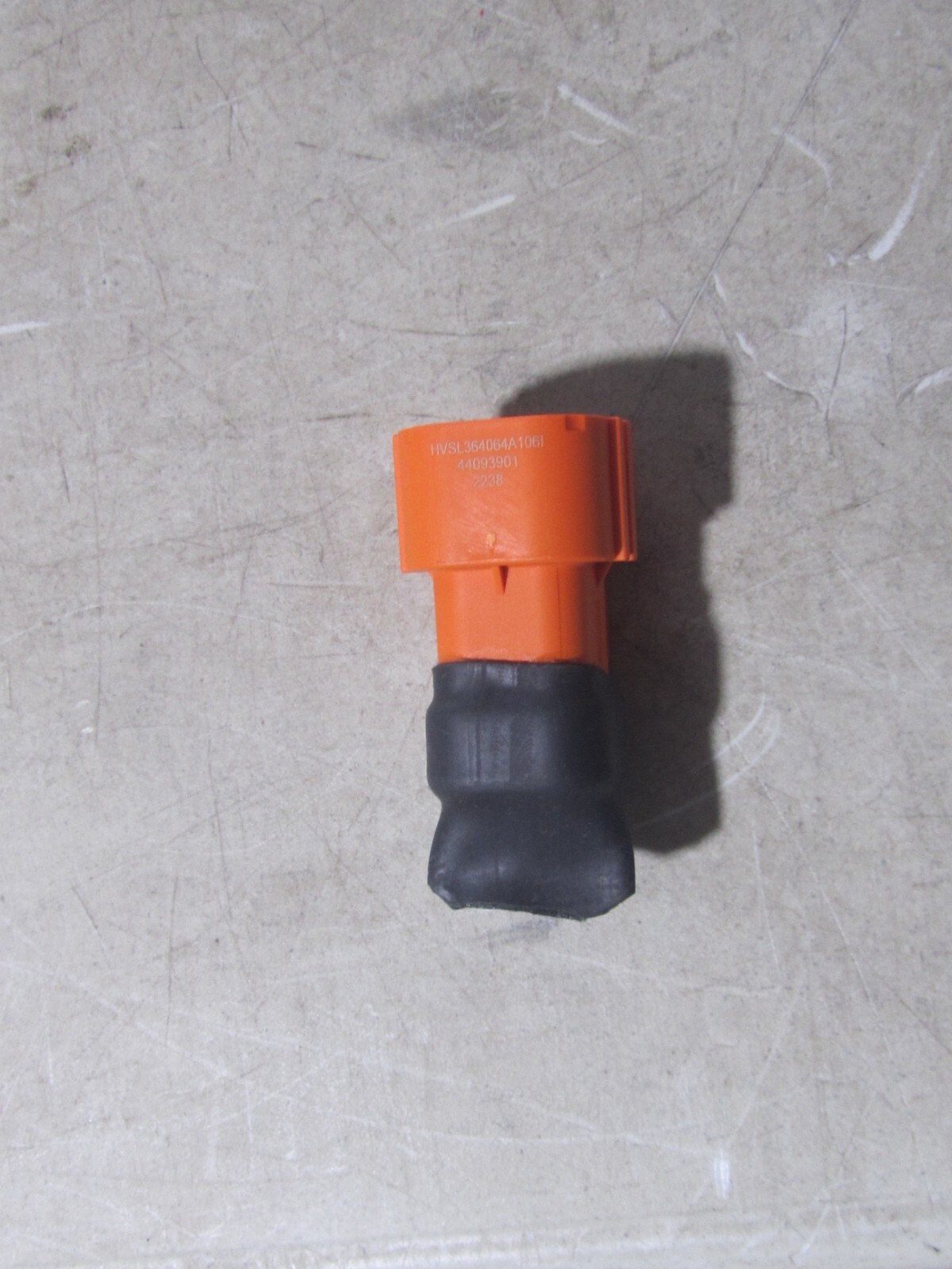NEW GENUINE Amphenol PCD Connector HVSL364064A106I